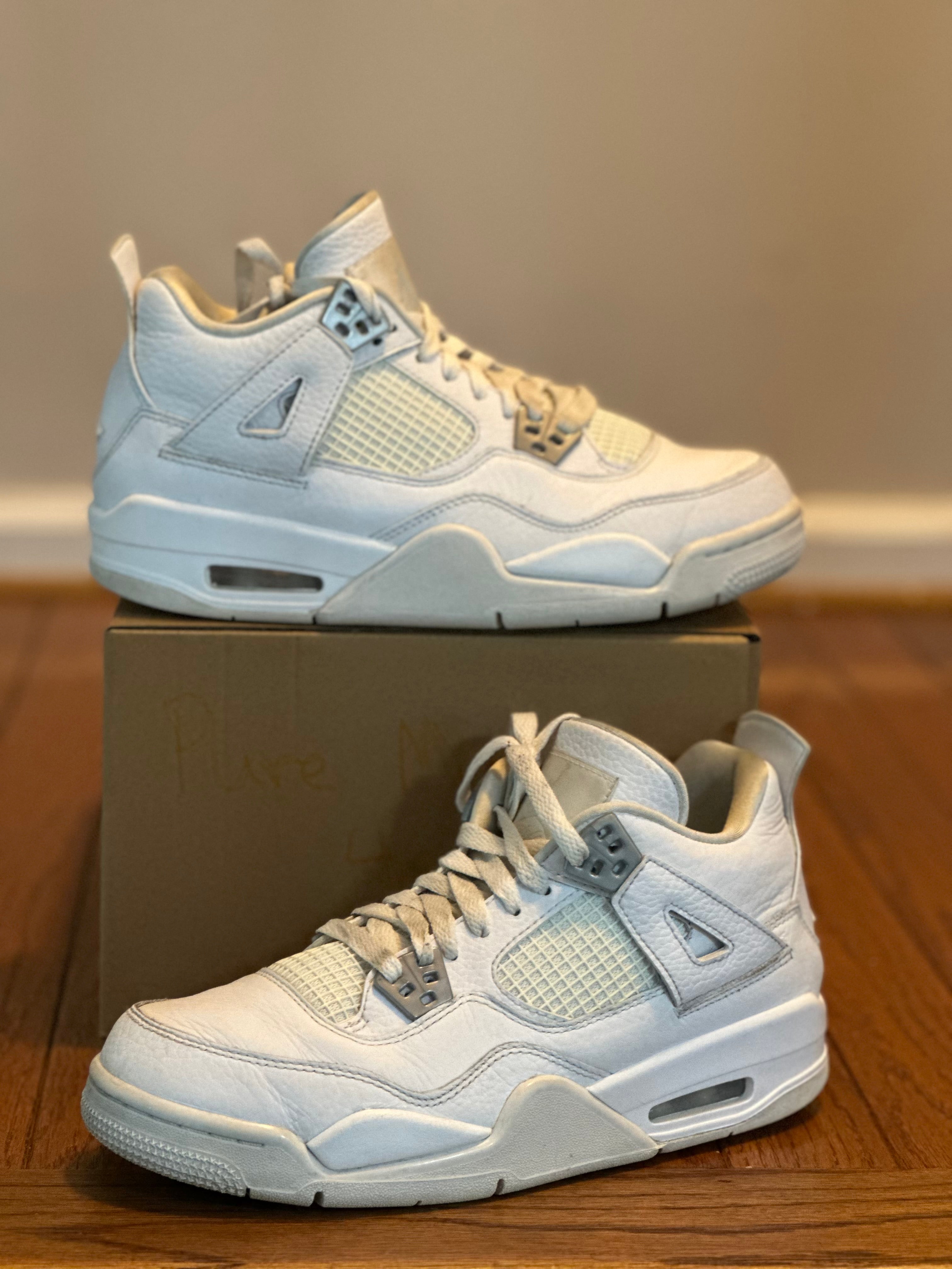 Pure Money 4s size 6