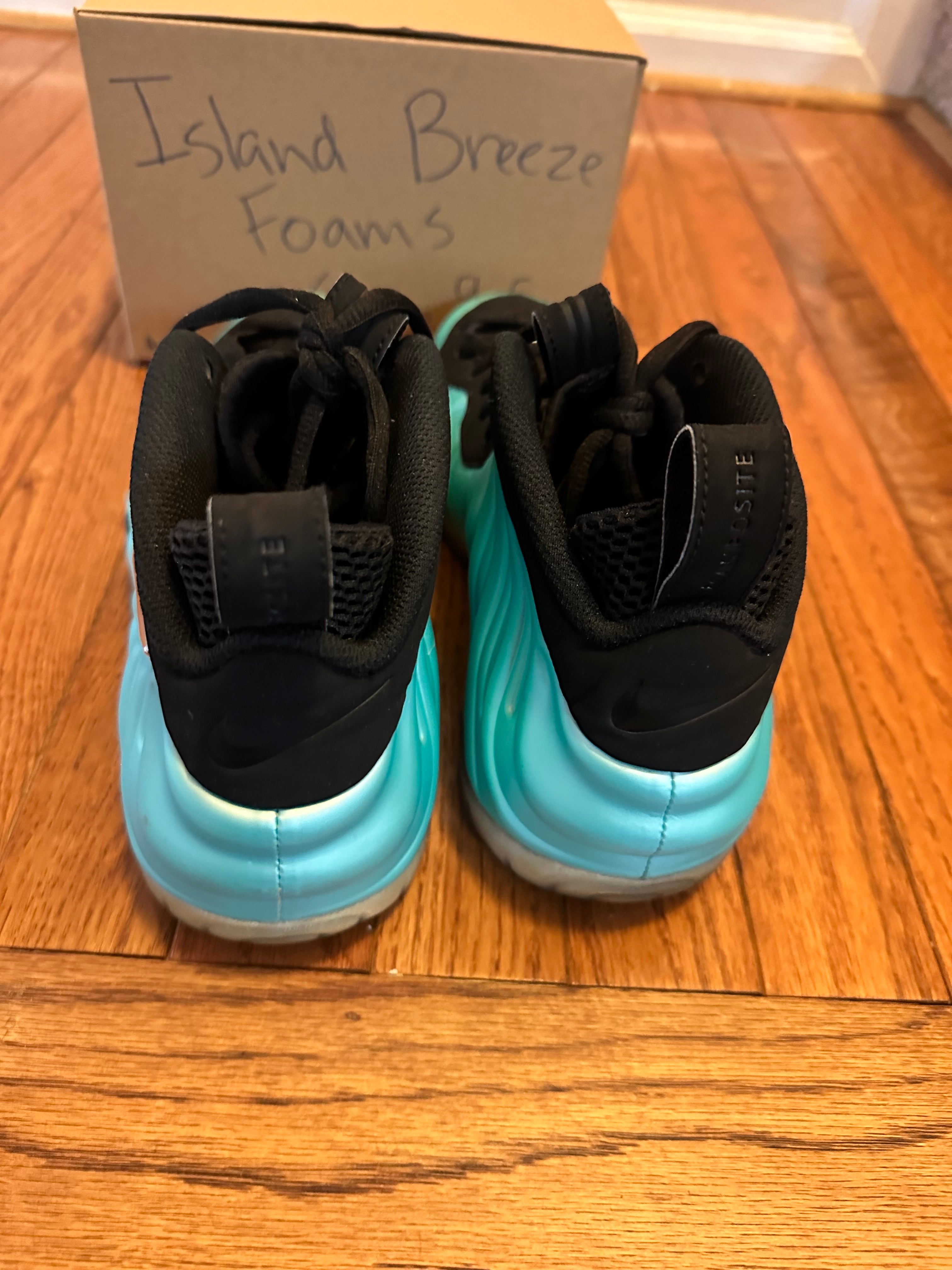 Island Green Foamposite size 9.5