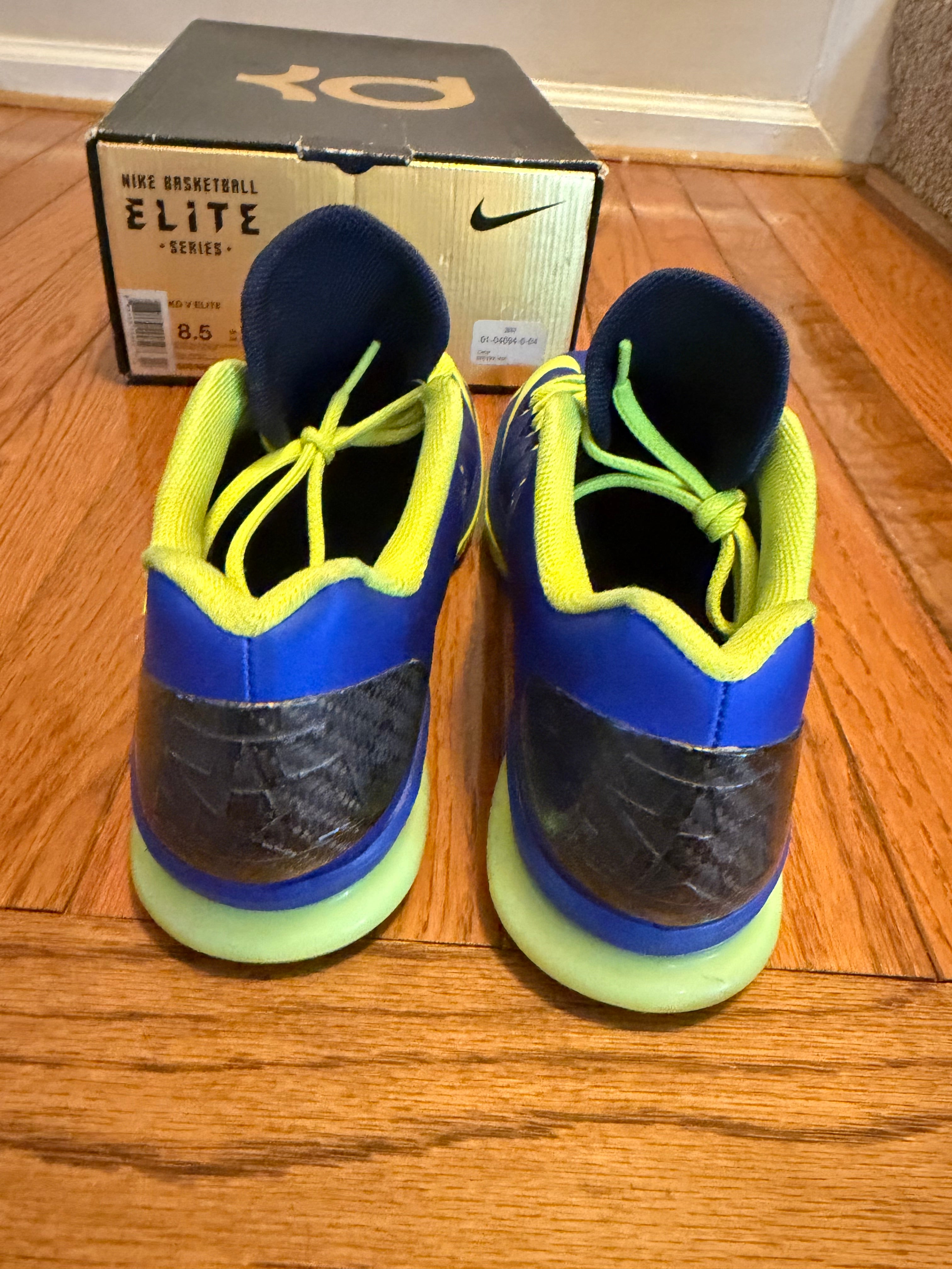 Superhero KD V Elite size 8.5