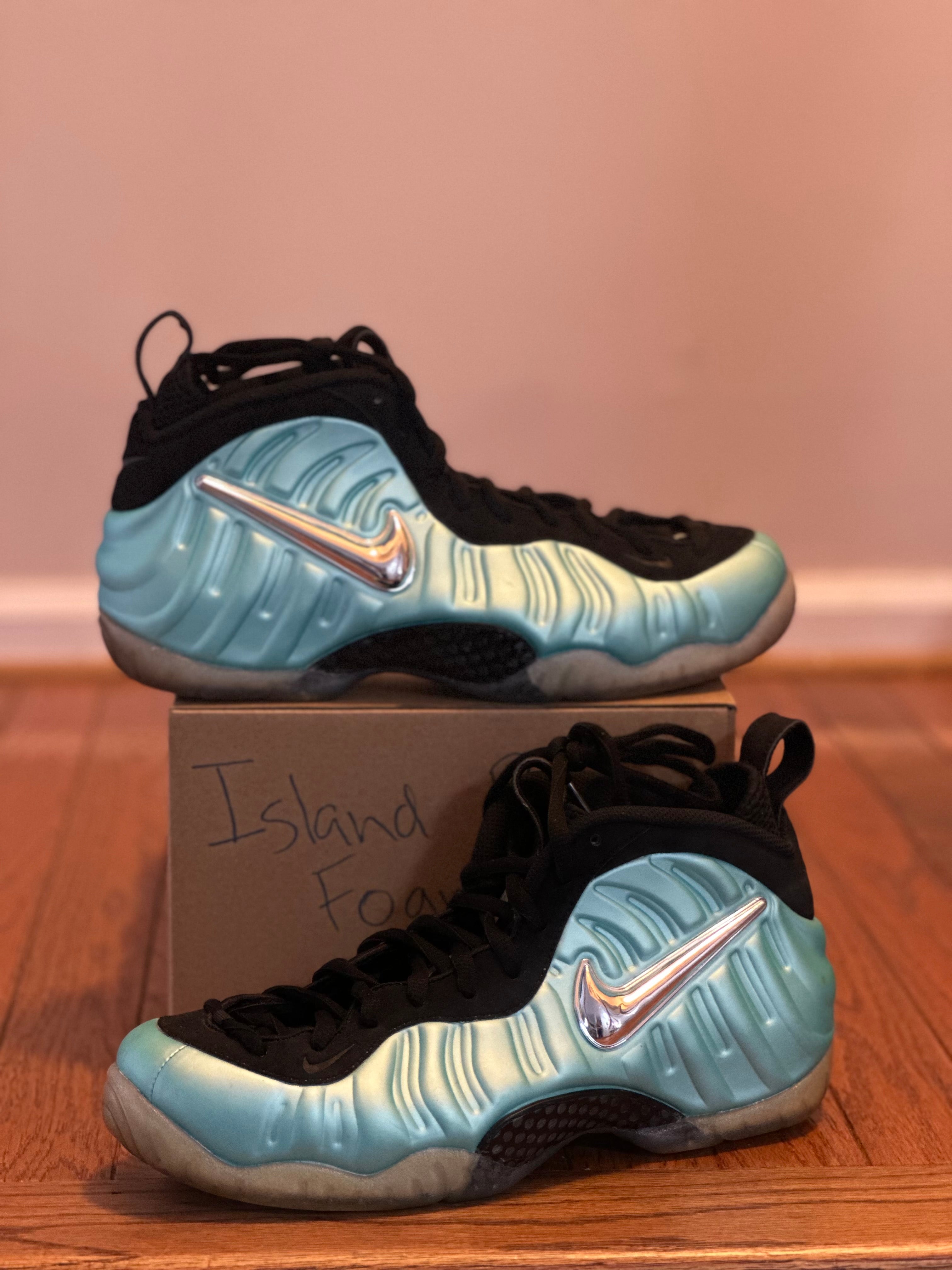 Island Green Foamposite size 9.5