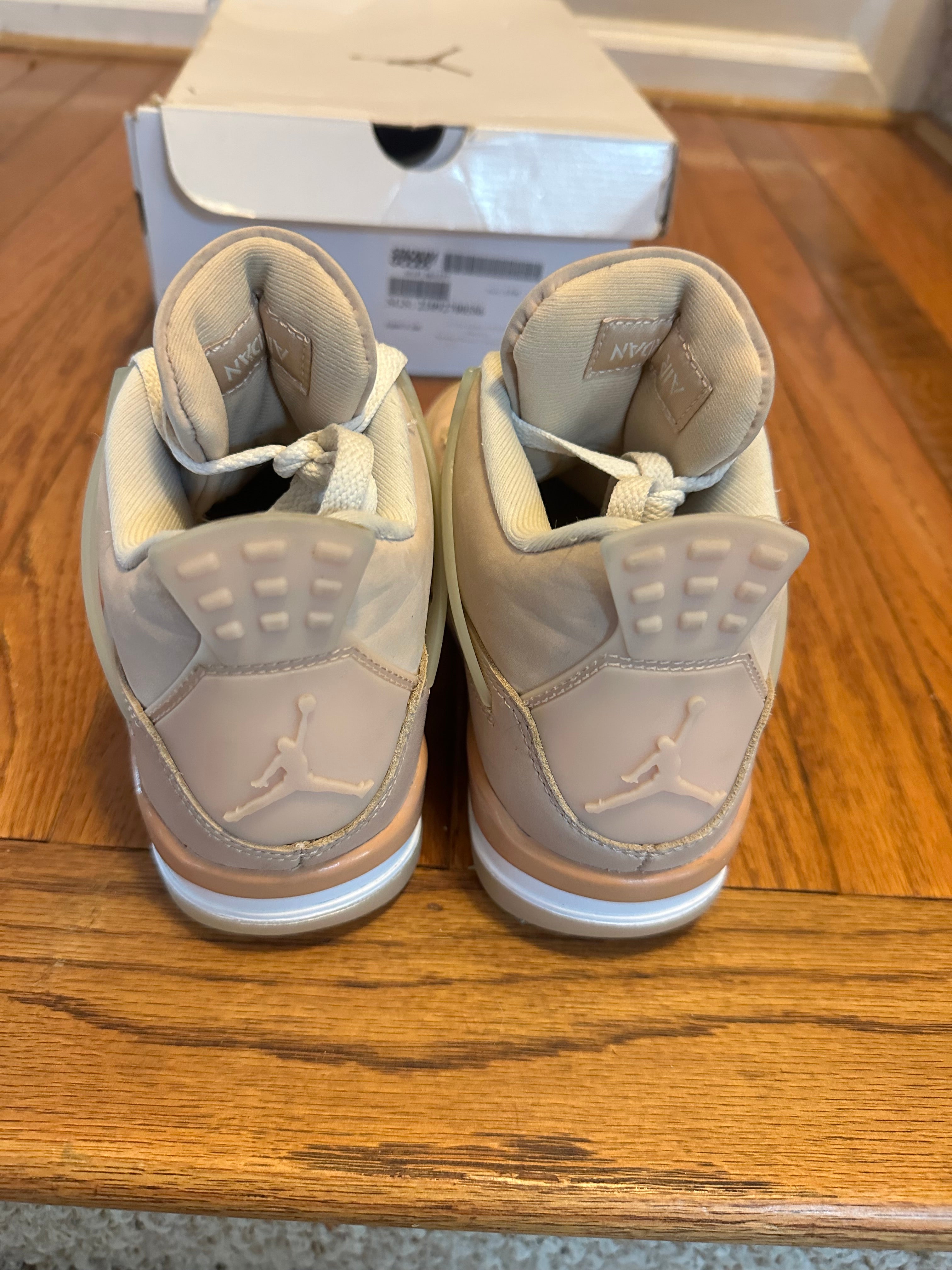 Shimmer 4s size 4