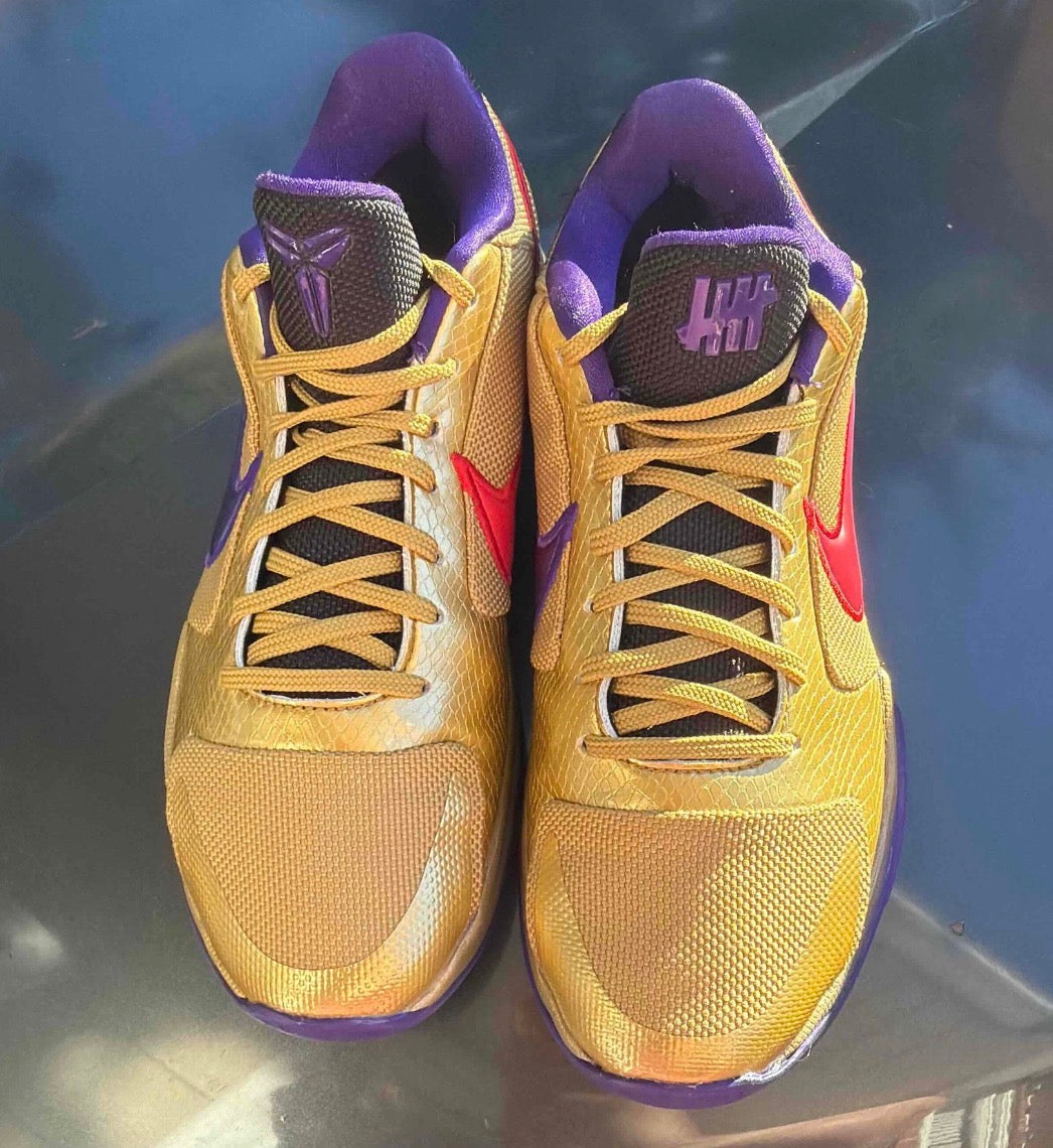 Undefeated X Zoom Kobe 5 Protro Hall Of Fame Size 8.5