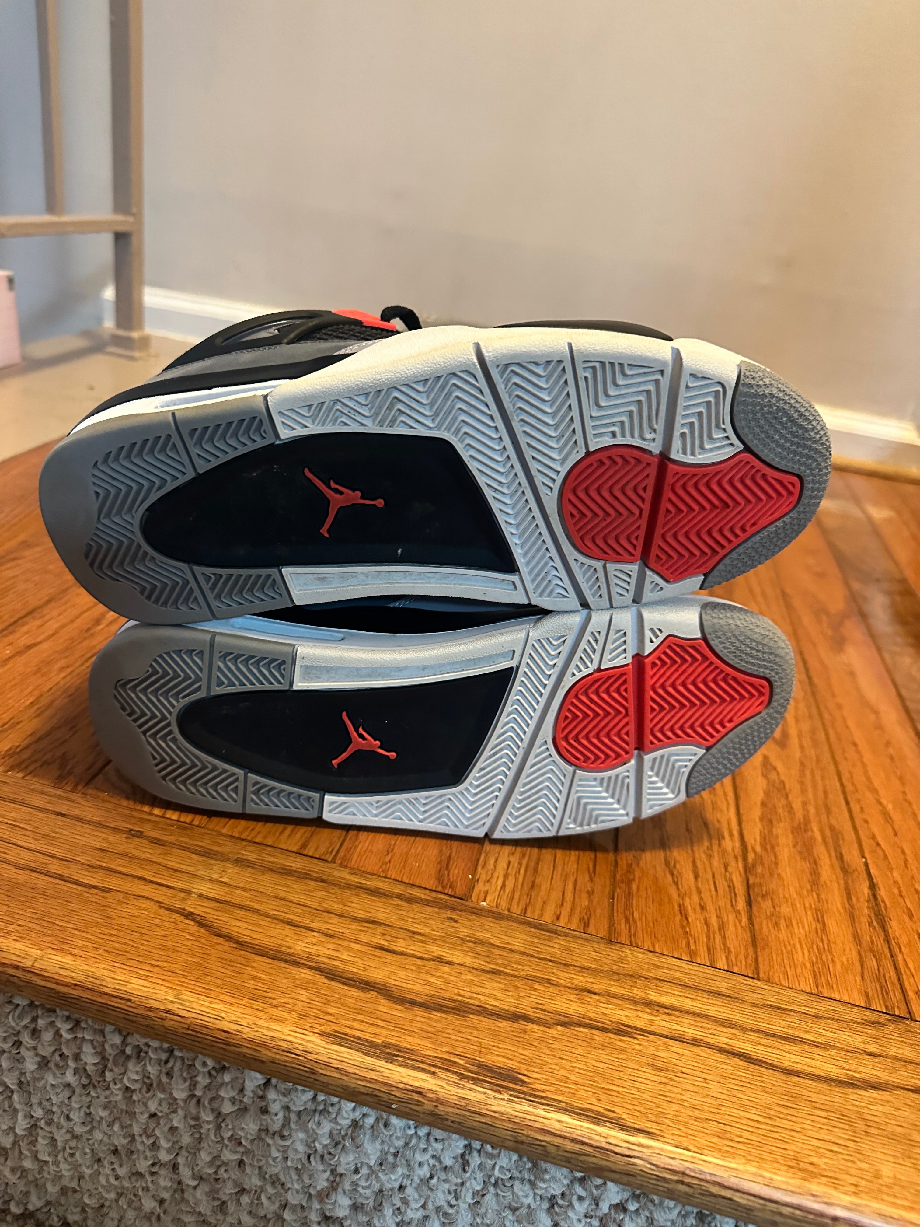 Infrared 4s size 9