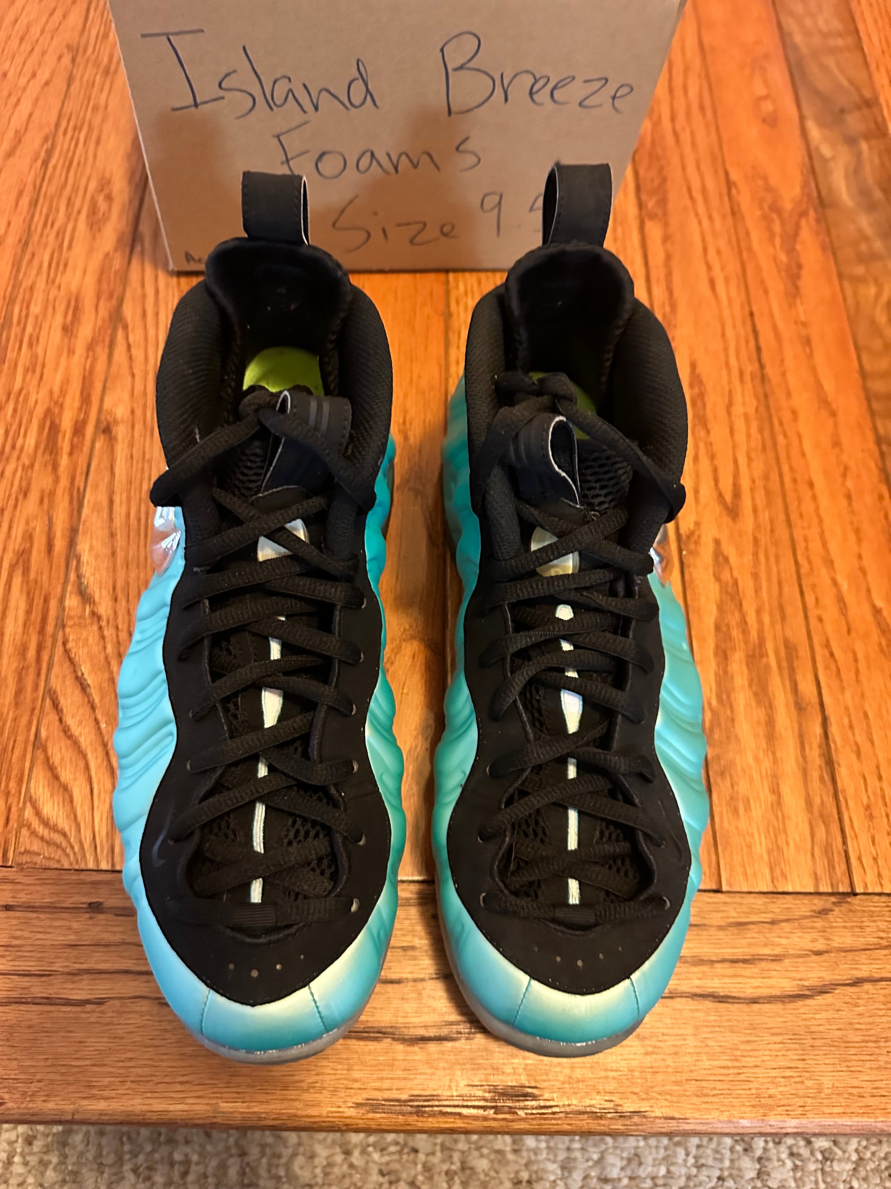 Island Green Foamposite size 9.5