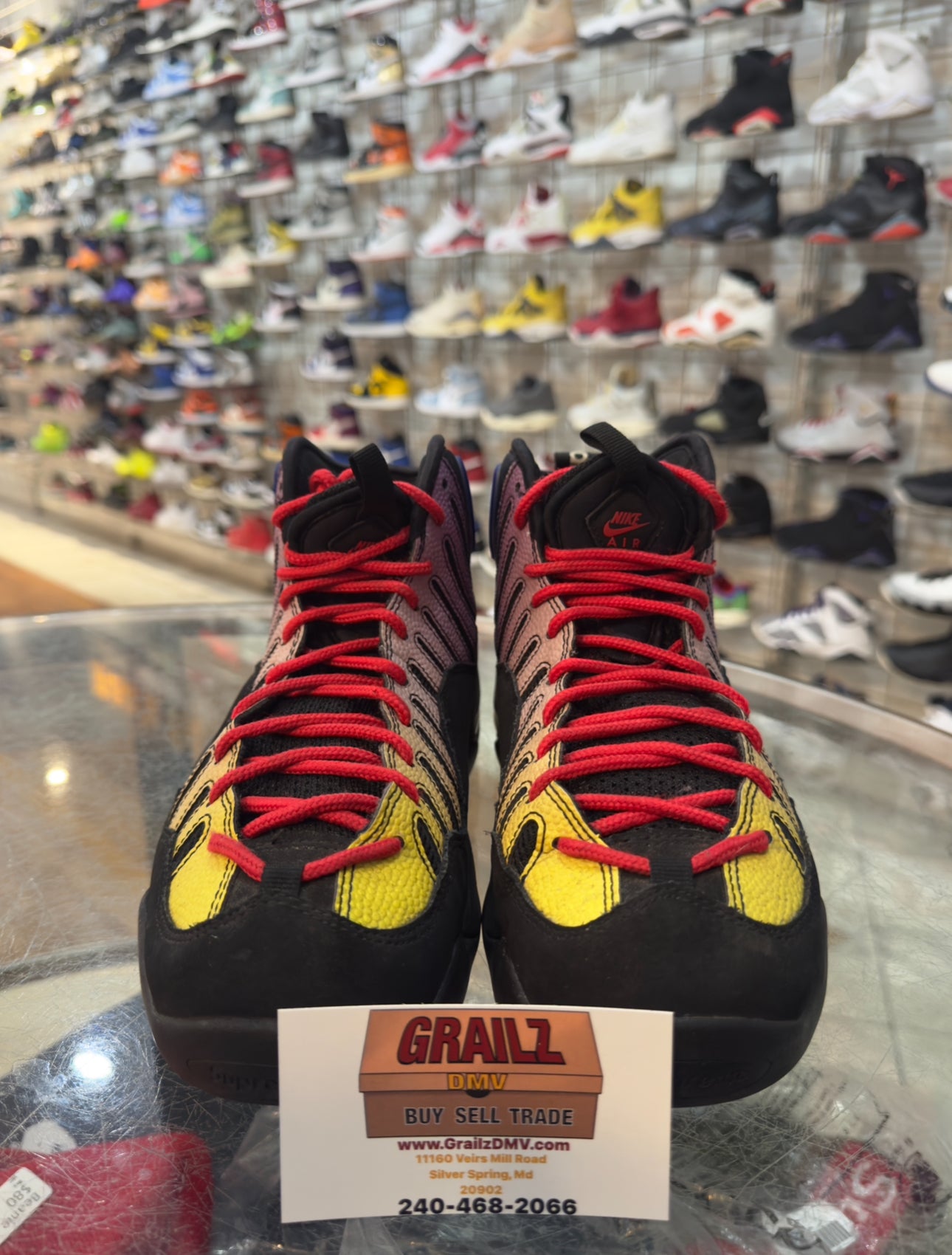 Supreme Bakin Black Gradient Size 8