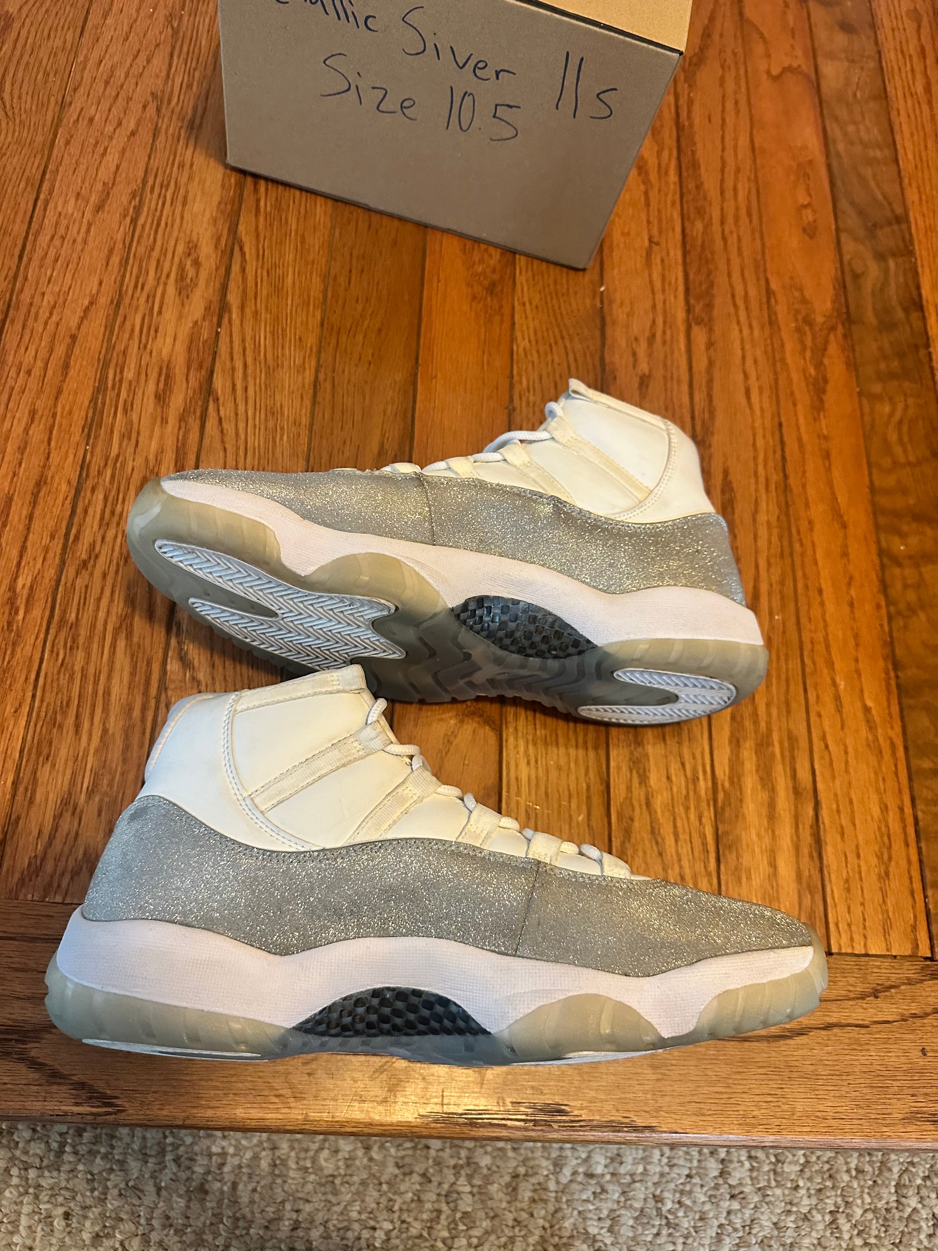 Metallic Silver 11s size 10.5