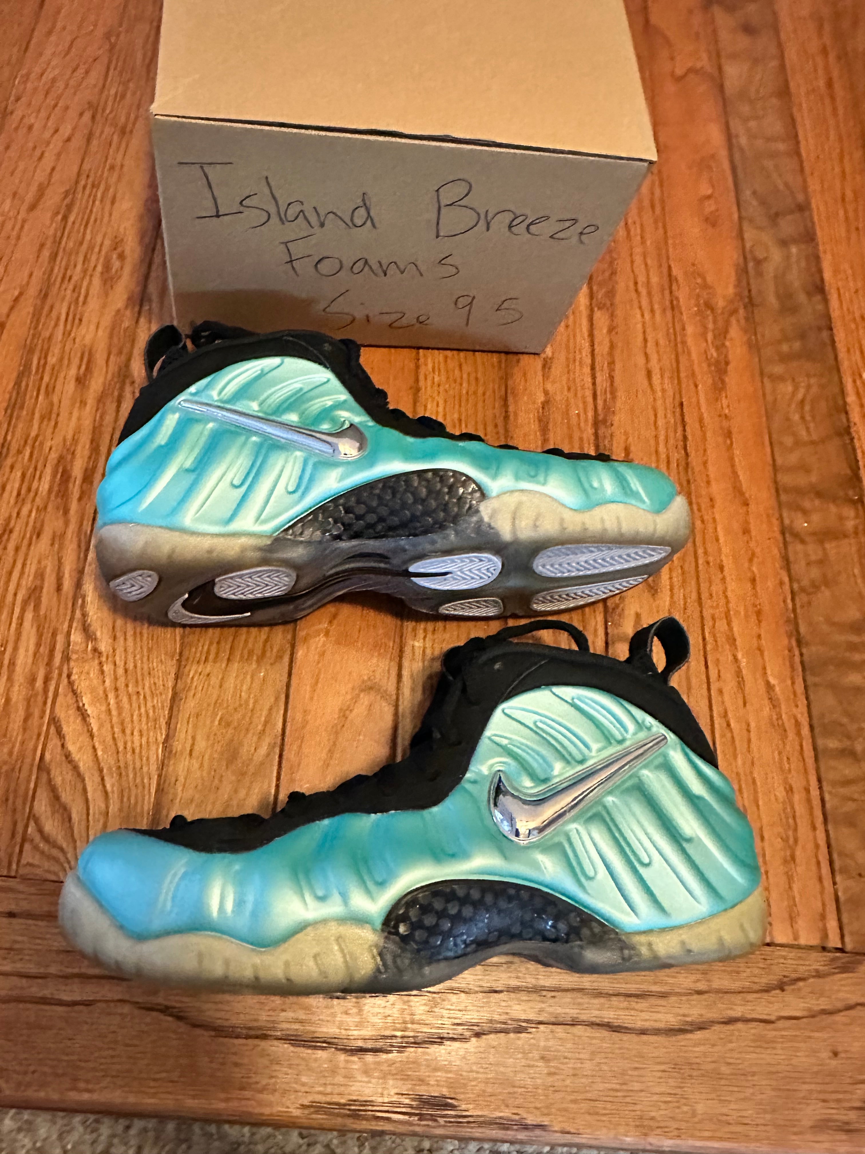 Island Green Foamposite size 9.5