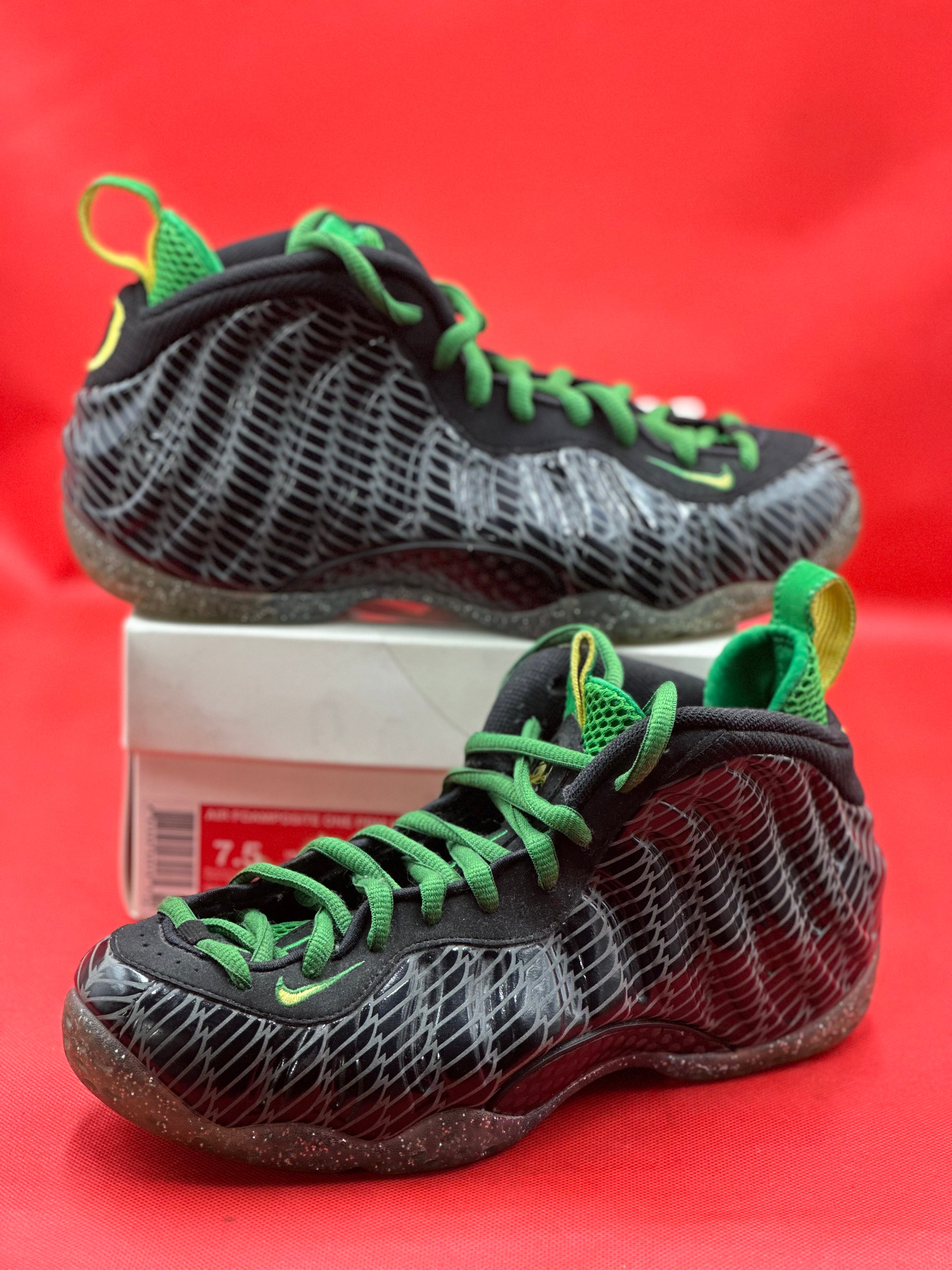 Nike foamposite top size 7.5