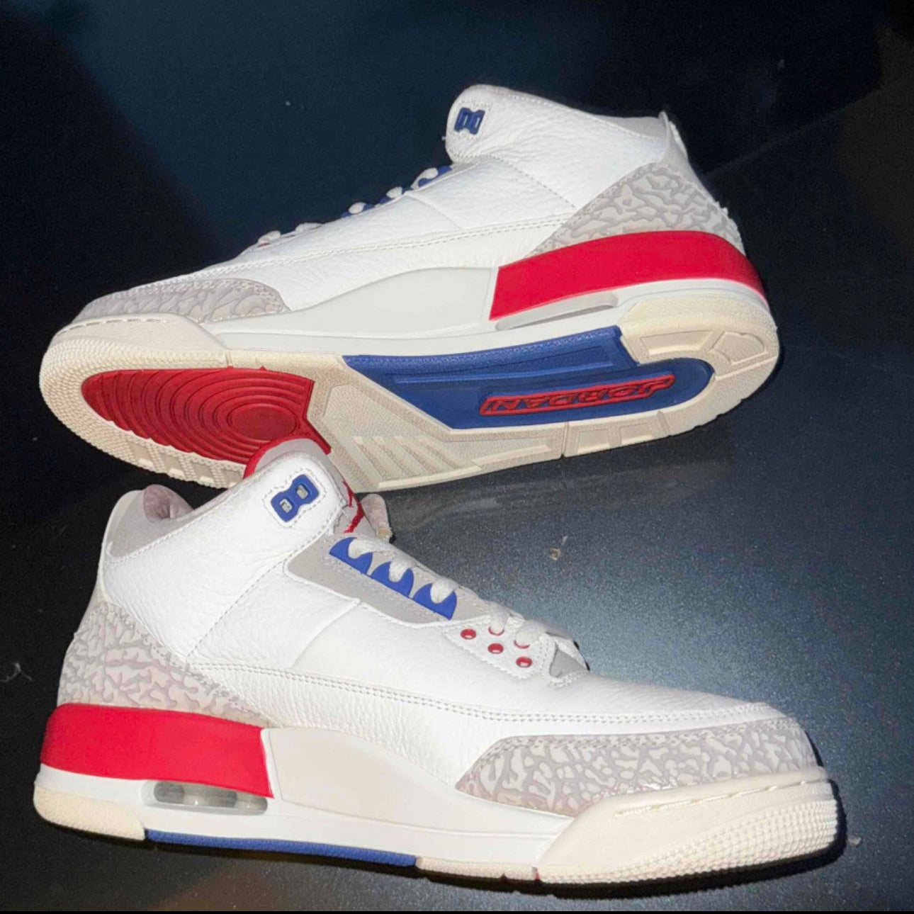 International Flight 3s Size 9.5