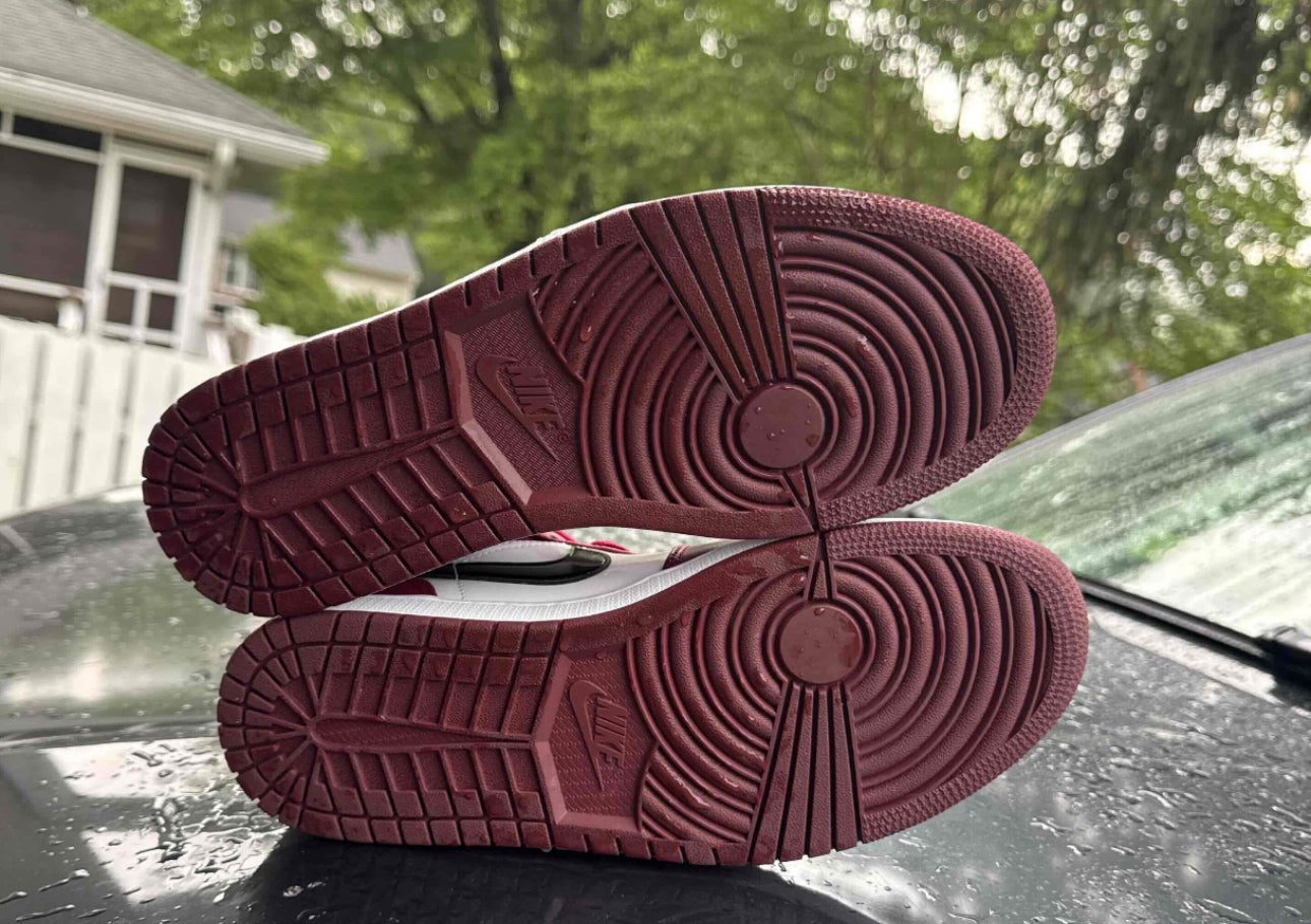 Noble Red Low 1s Size 9