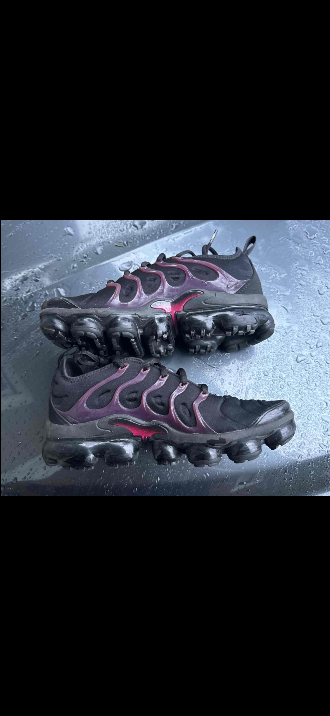 Air Vapormax Plus Black Noble Red Size 7