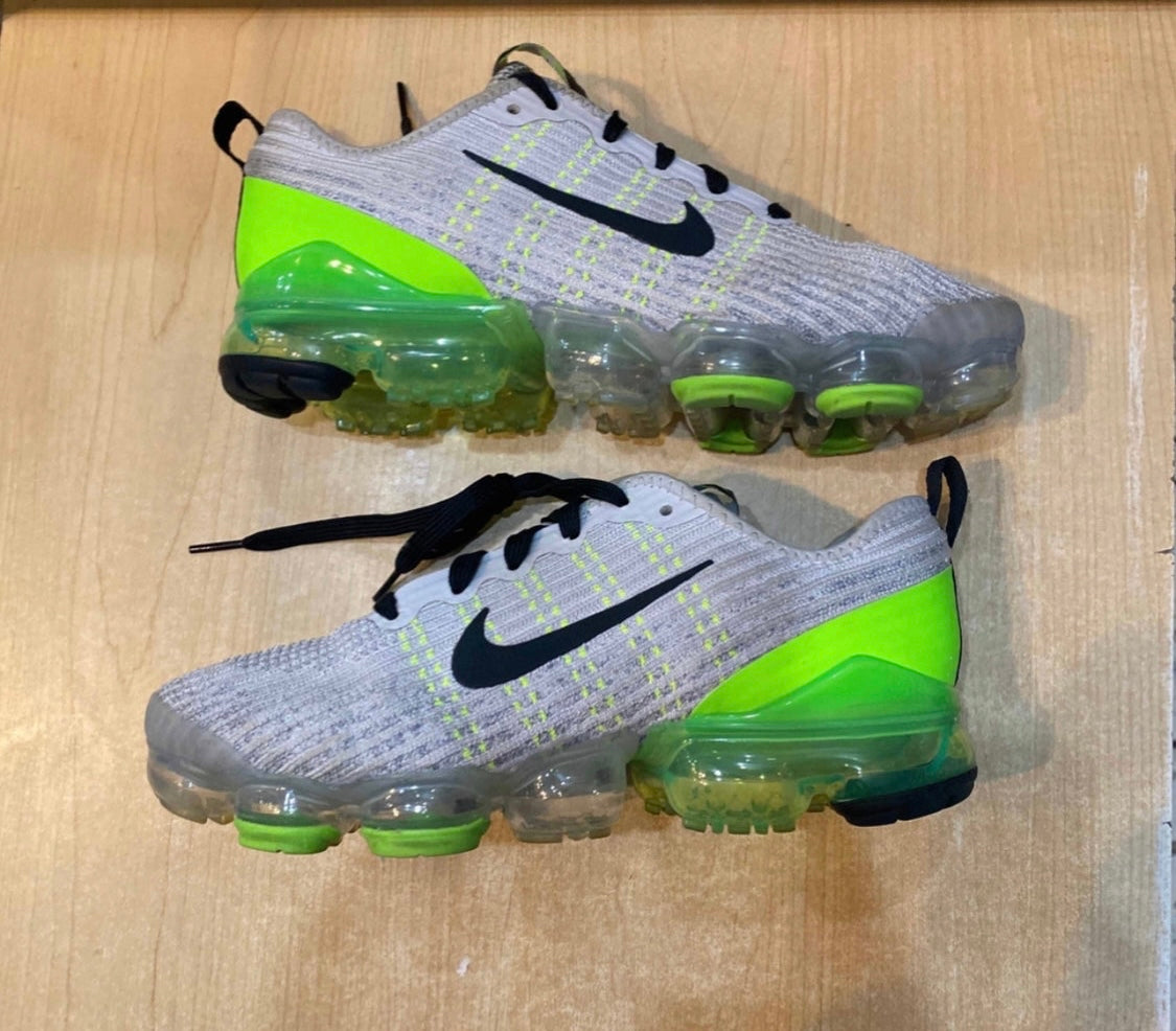 Air Vapormax Flyknit GS Electric Green Size 7Y