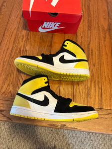 Yellow Toe 1s size 8