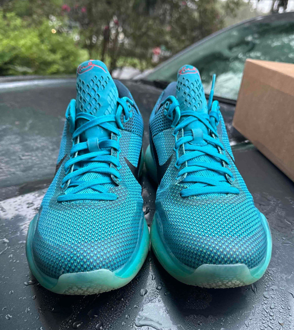 Kobe 10 5AM Flight Size 11