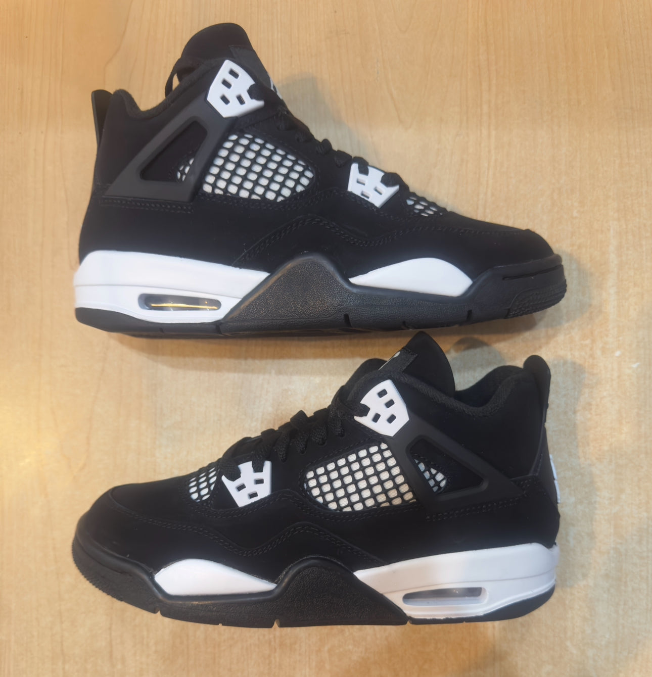 Brand New White Thunder 4s Size 5.5Y