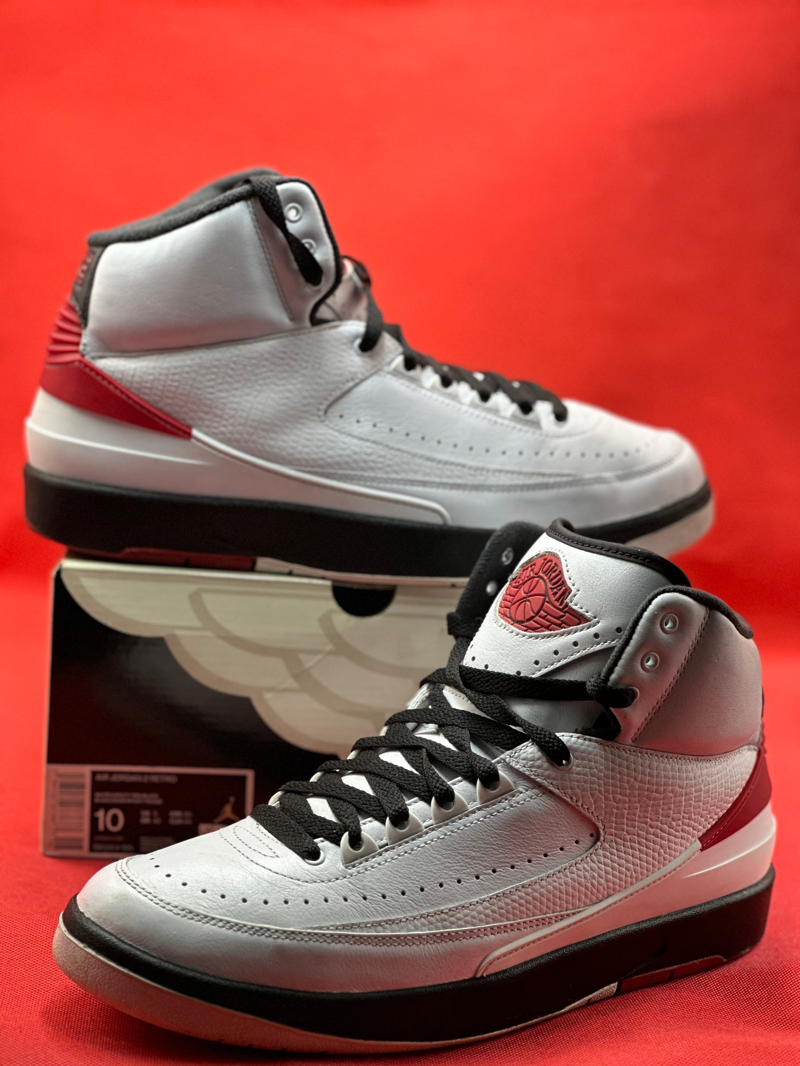 Chicago 2s size 10