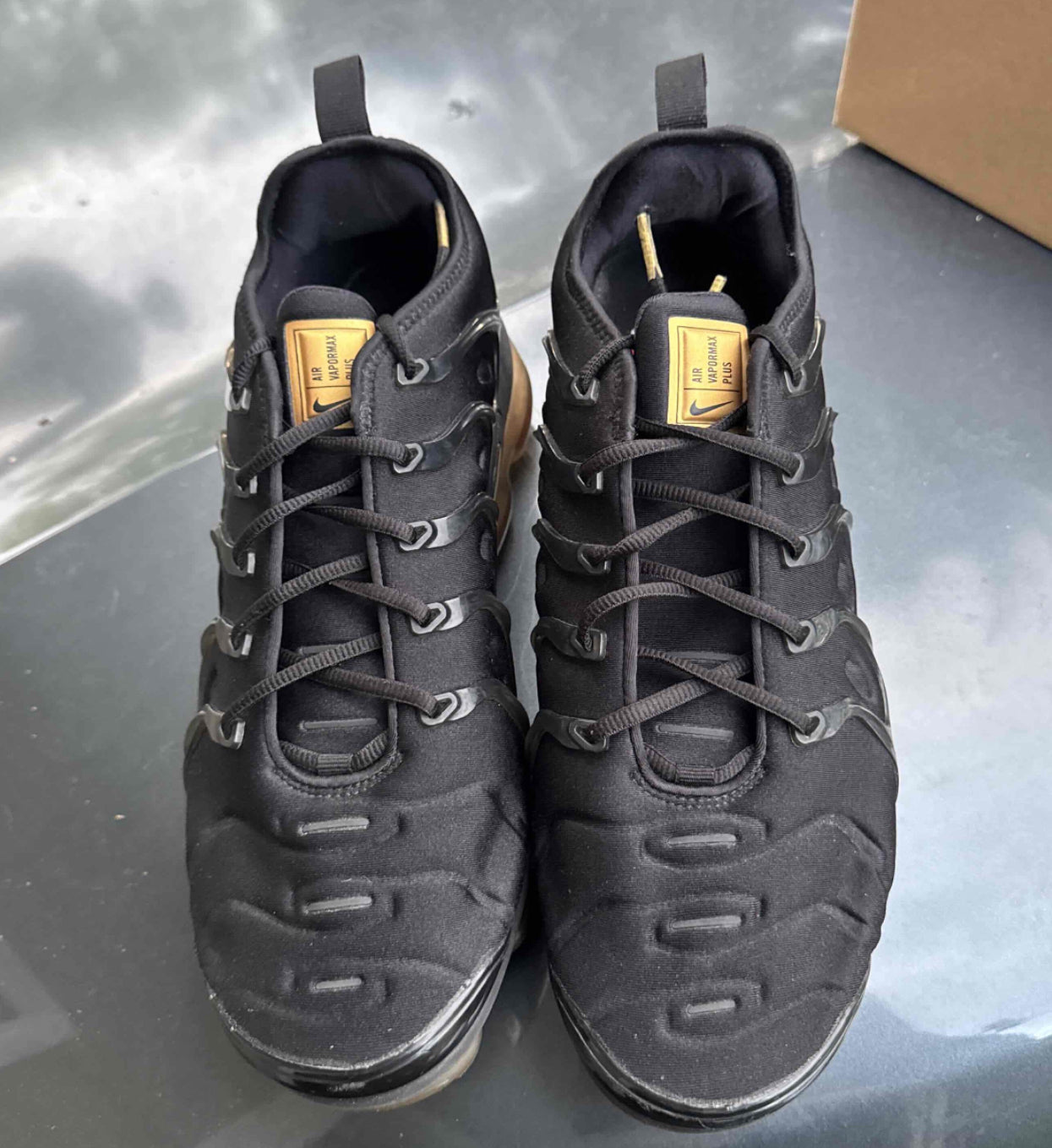 Air Vapormax Plus Black Metallic Gold Size 12