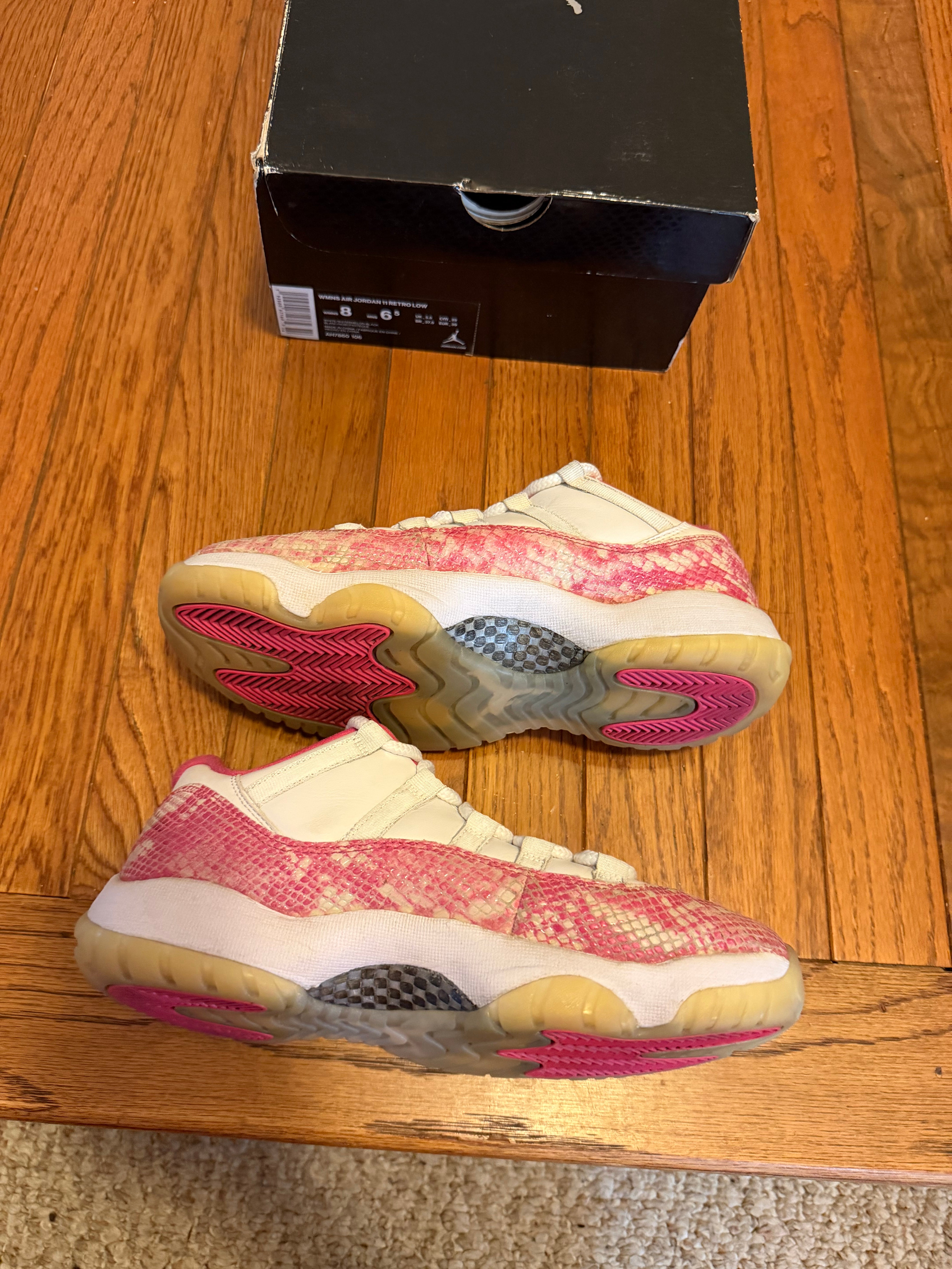 Pink Snakeskin 11s size 6.5