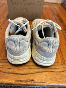 Analog Adidas Yeezy Boost 700 size 11.5