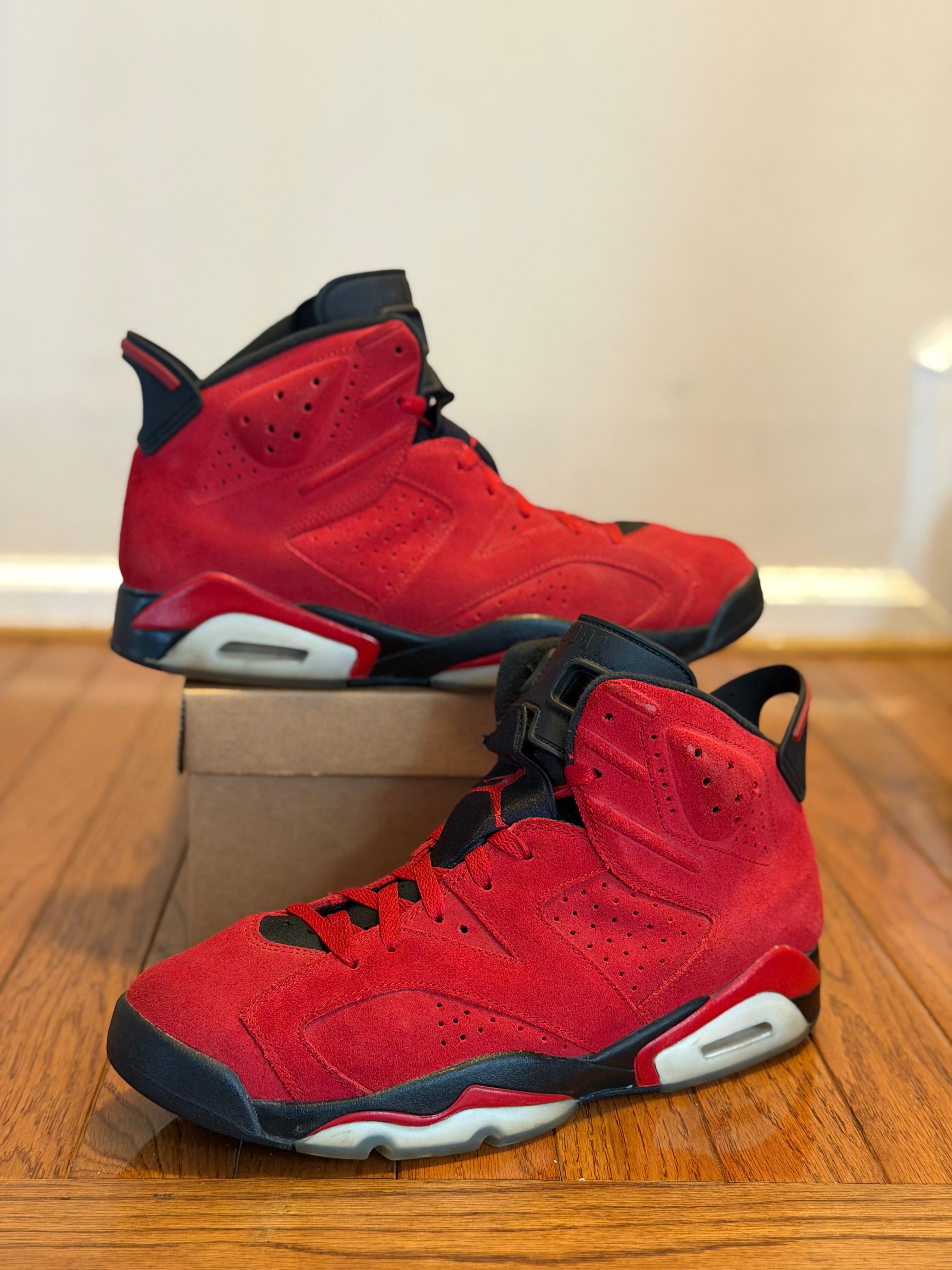 Toro Bravo 6s size 10.5
