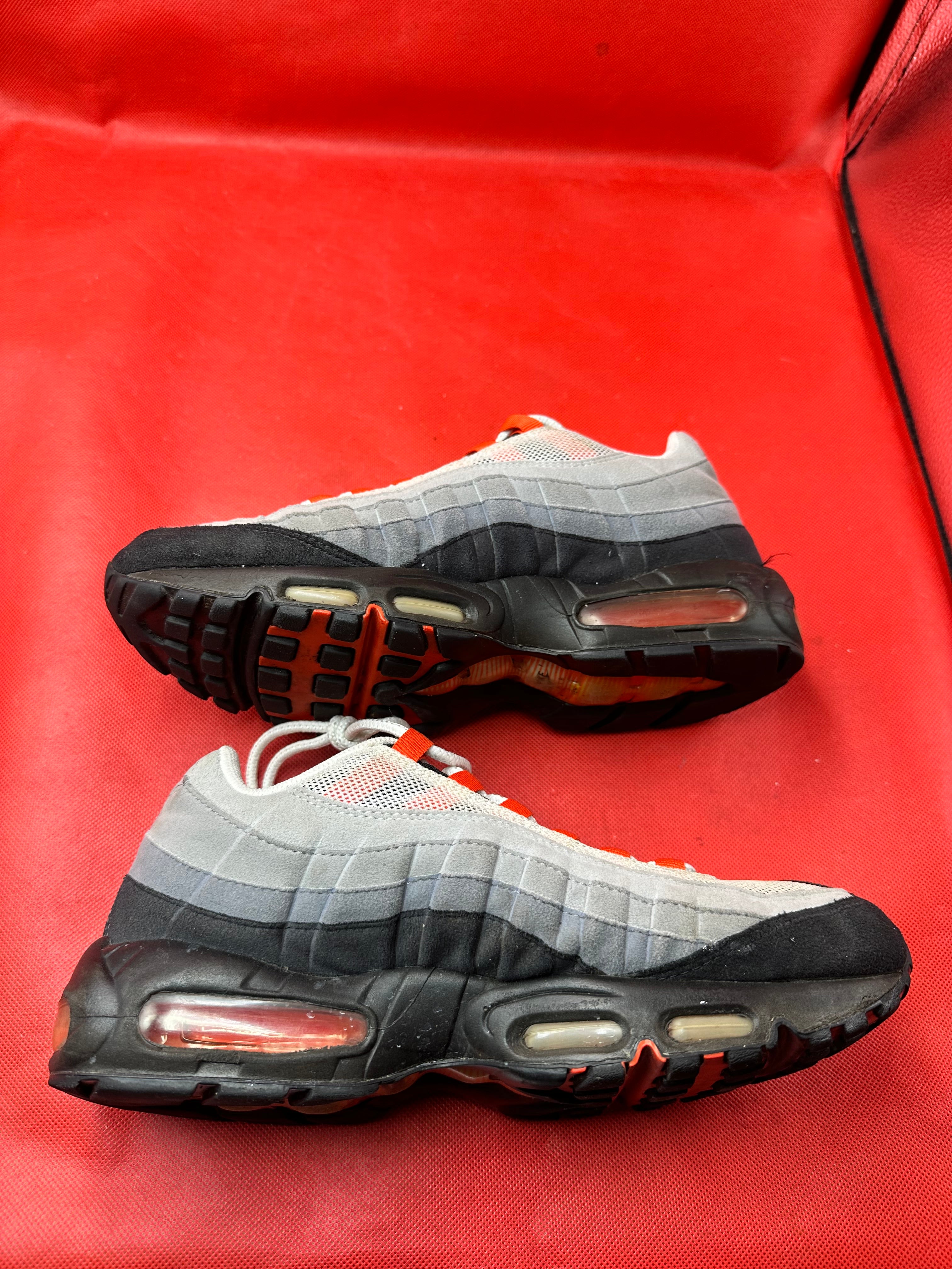 Orange Nike Air max 95 size 8.5