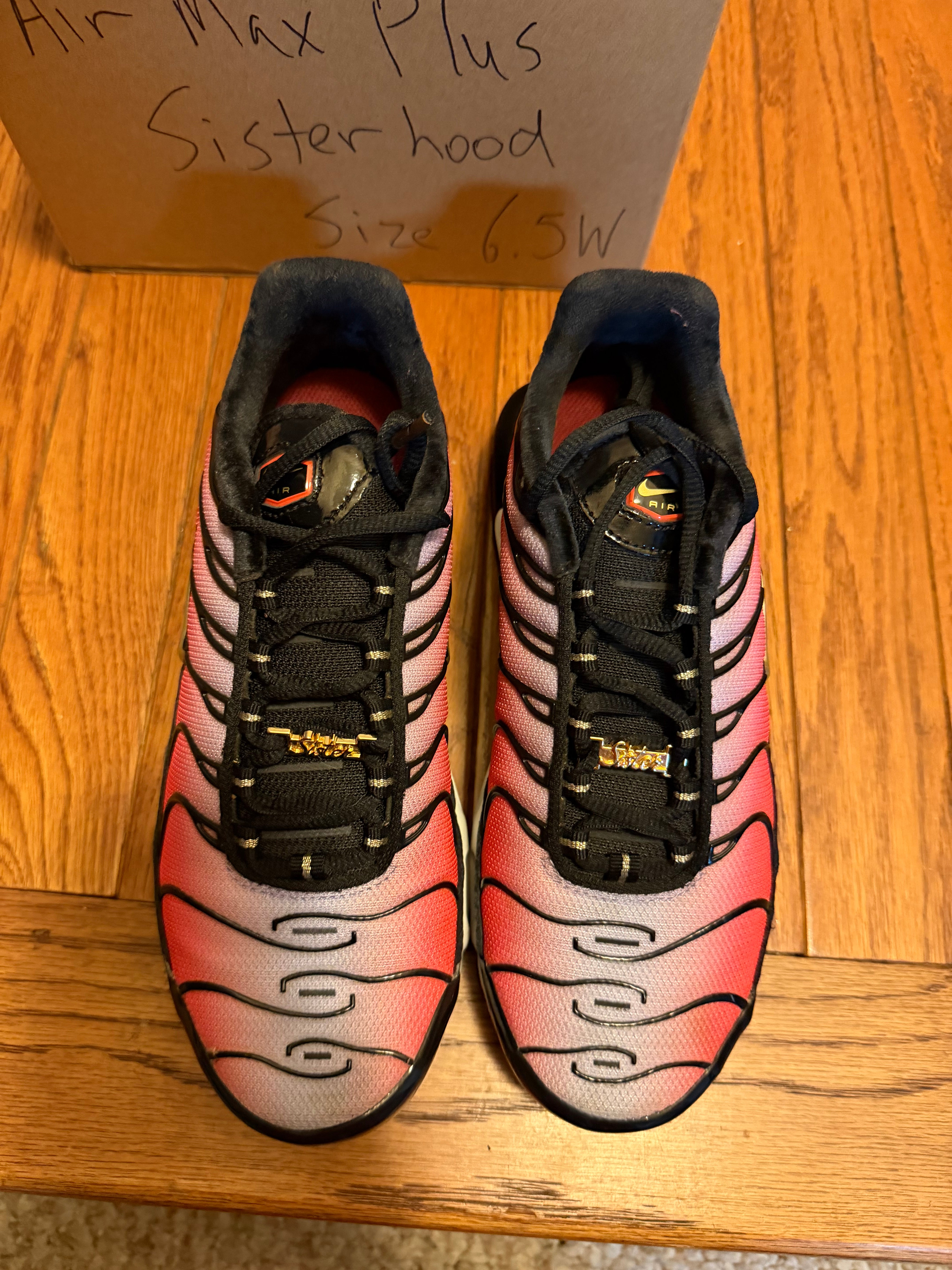 Sisterhood Nike Aid max Plus Size 5