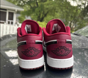 Noble Red Low 1s Size 9