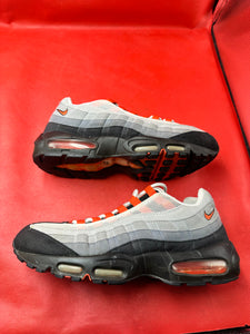 Orange Nike Air max 95 size 8.5