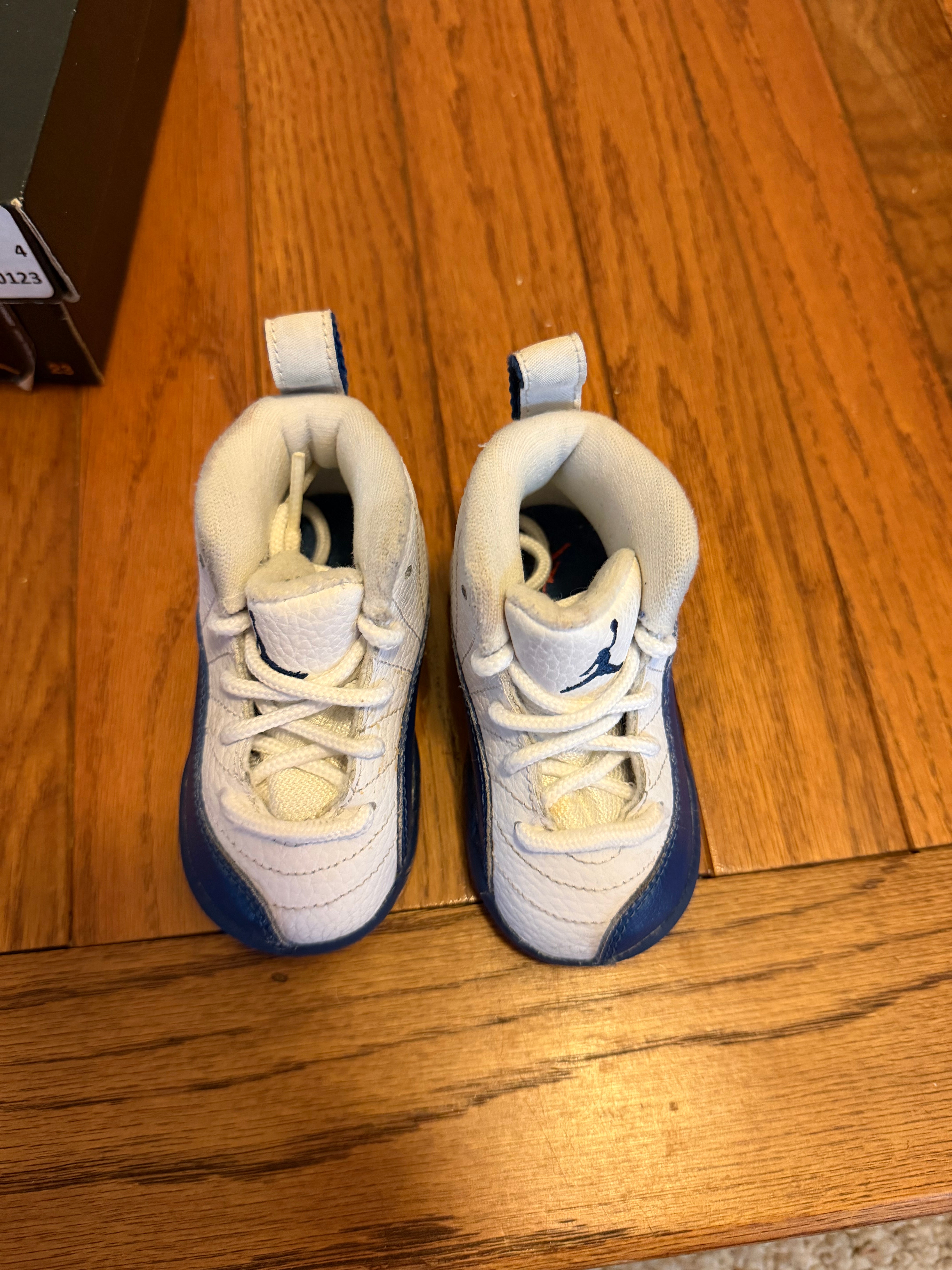 French Blue 12s size 4C
