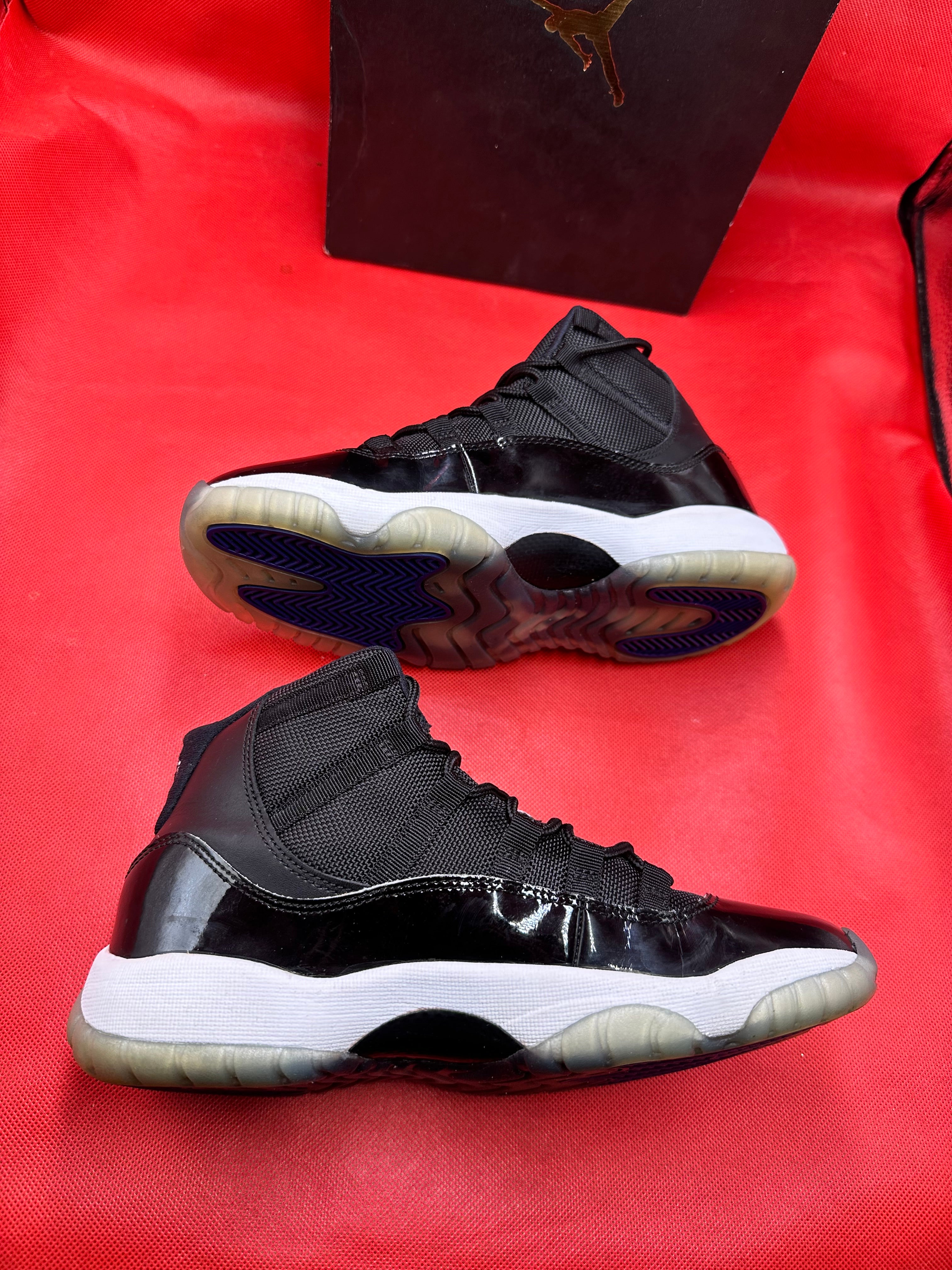 Space Jam 11s Size 5.5