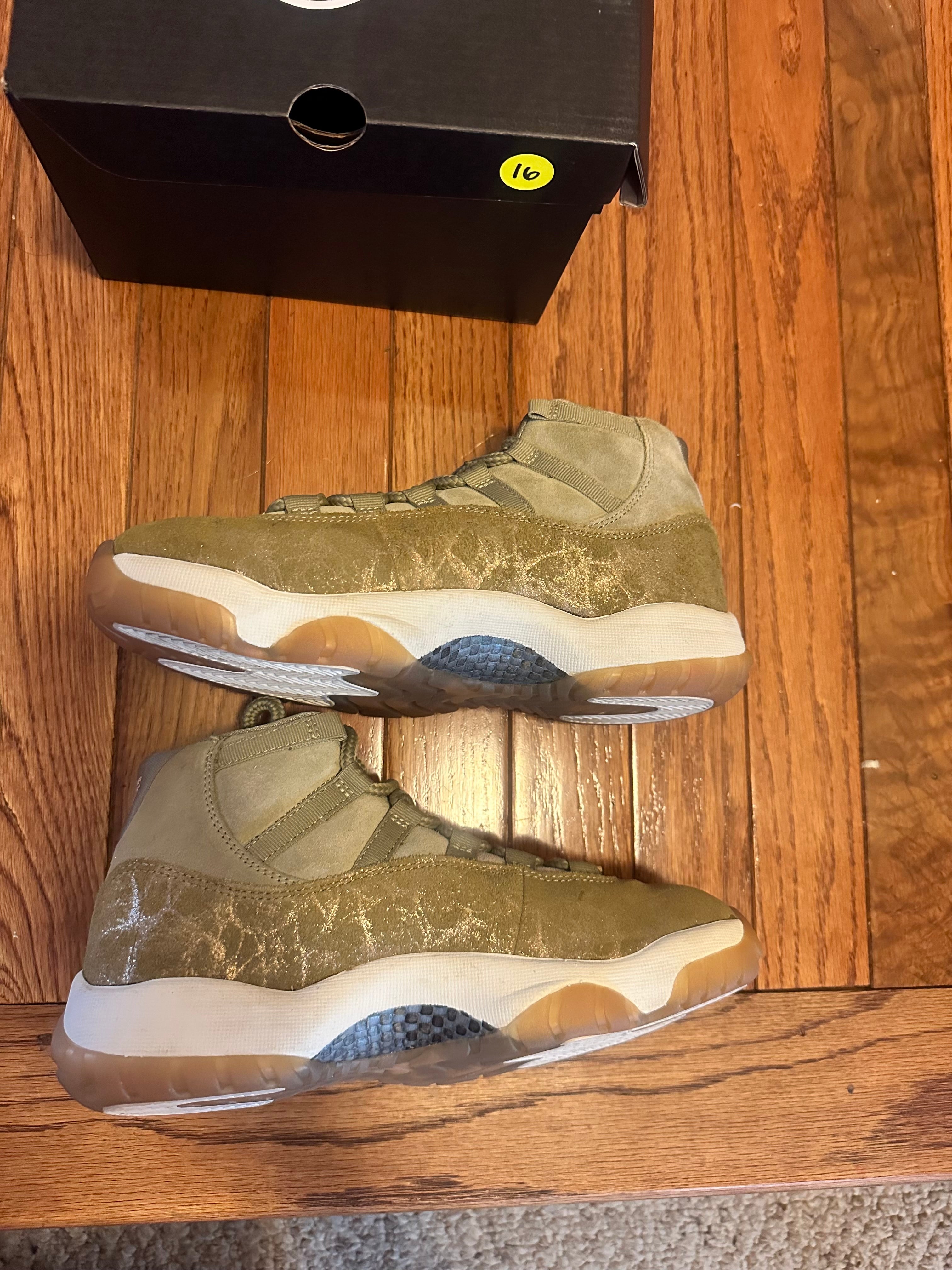 Neutral Olive 11s size 5.5