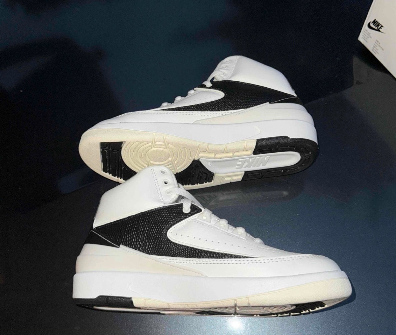 Sail Black 2s Size 6.5