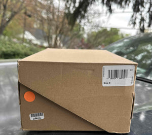 Yeezy Foam RNNR Vermillion Size 8