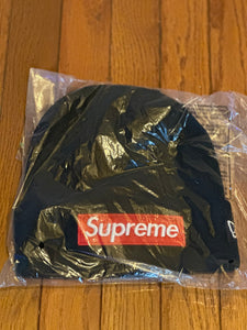Brand new Black Supreme New Era Logo Beanie