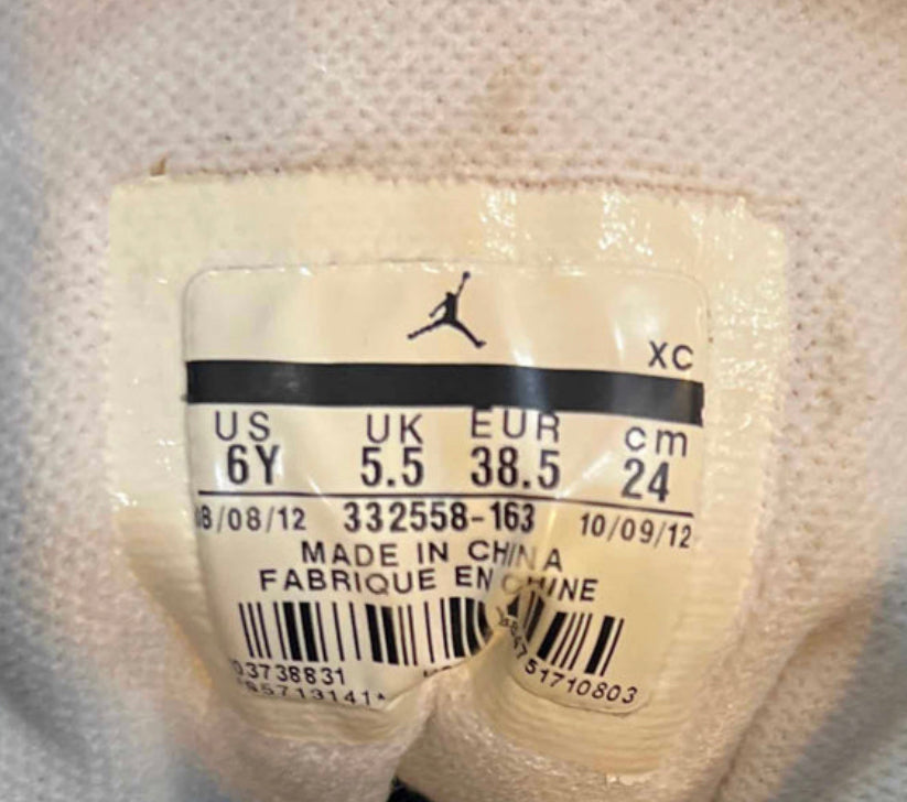 Chicago 1s Size 6Y