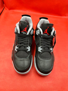 Brand New Reimagined Bred 4s Size 5.5