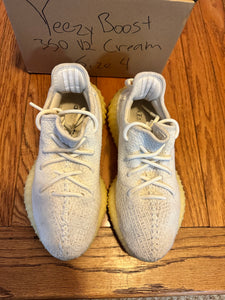 Cream Adidas Yeezy Boost 350 V2 size 4