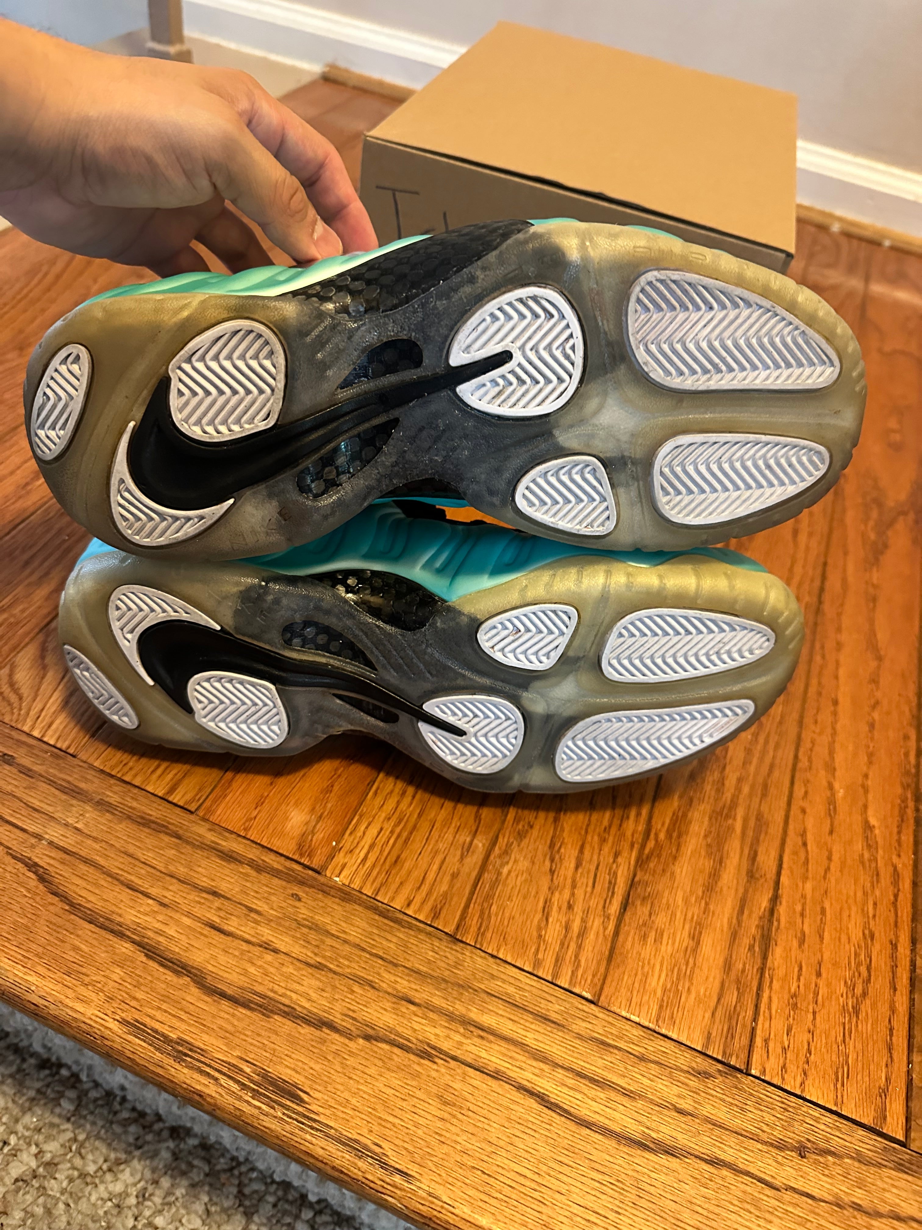 Island Green Foamposite size 9.5