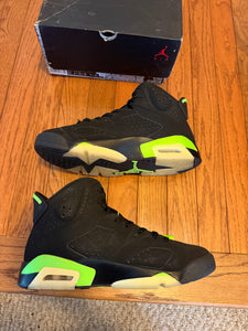 Eléctric Green 6s size 8.5