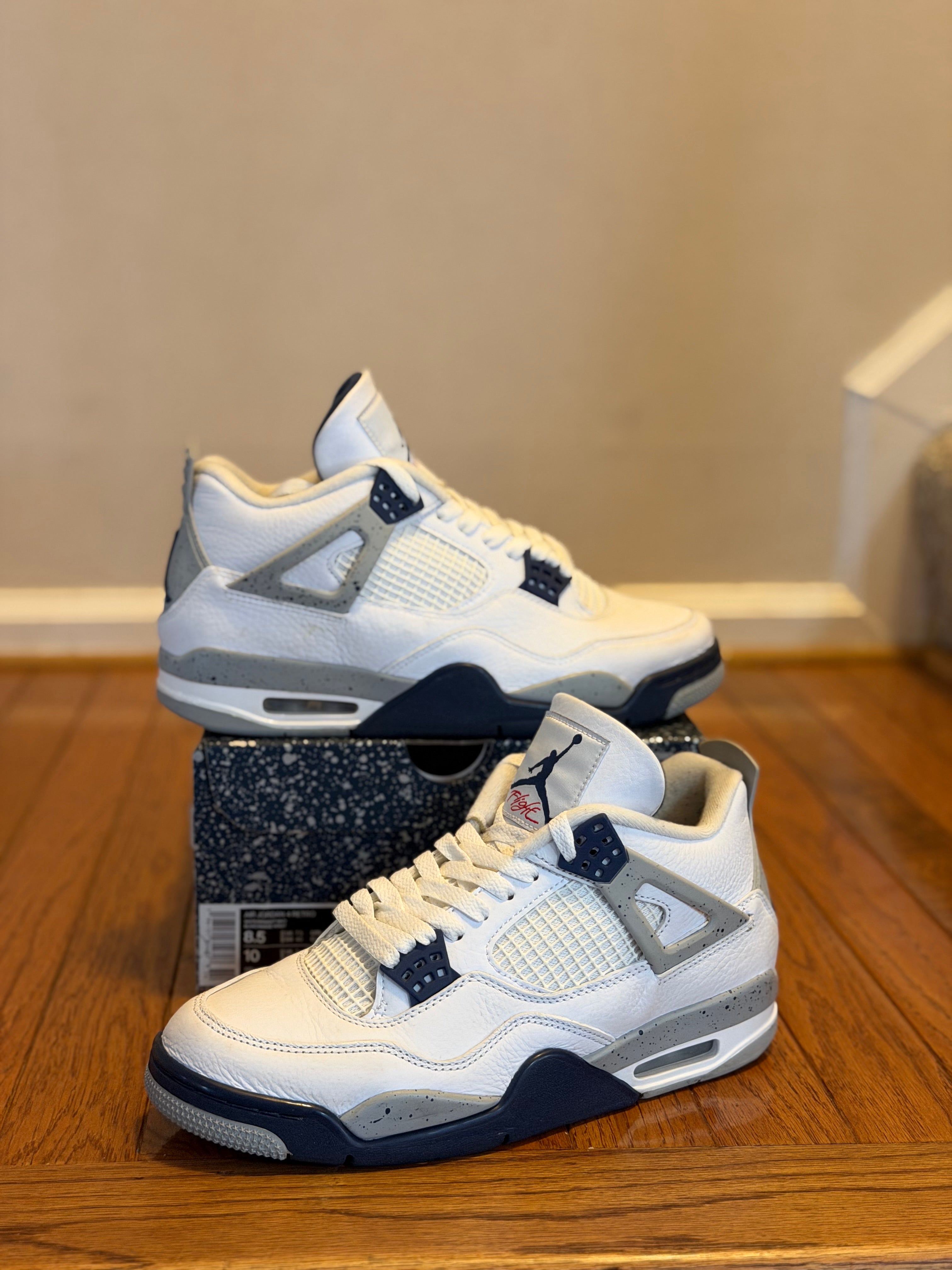 Midnight Navy 4s size 8.5