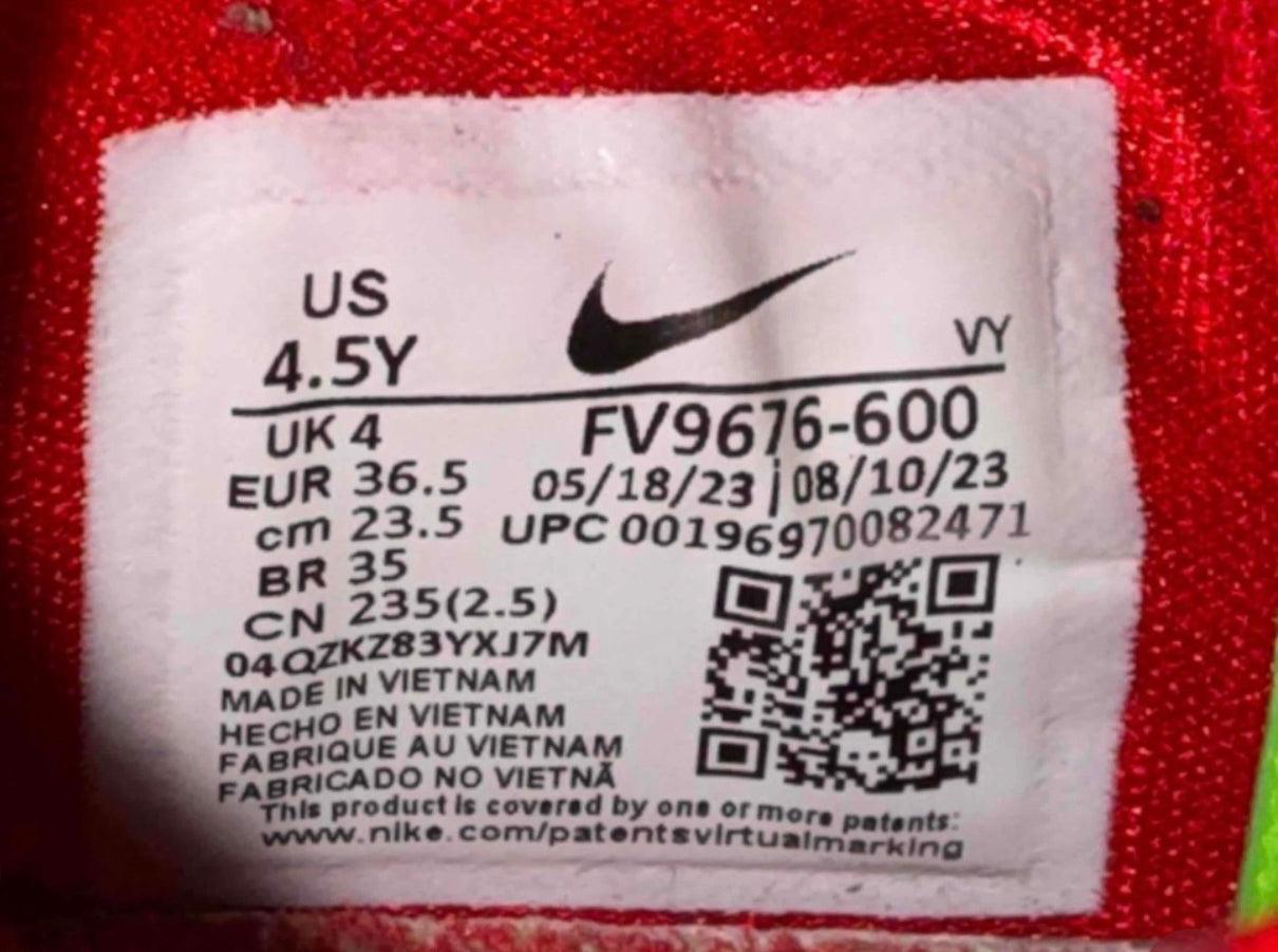 Zoom Kobe 6 Reverse Grinch Size 4.5Y