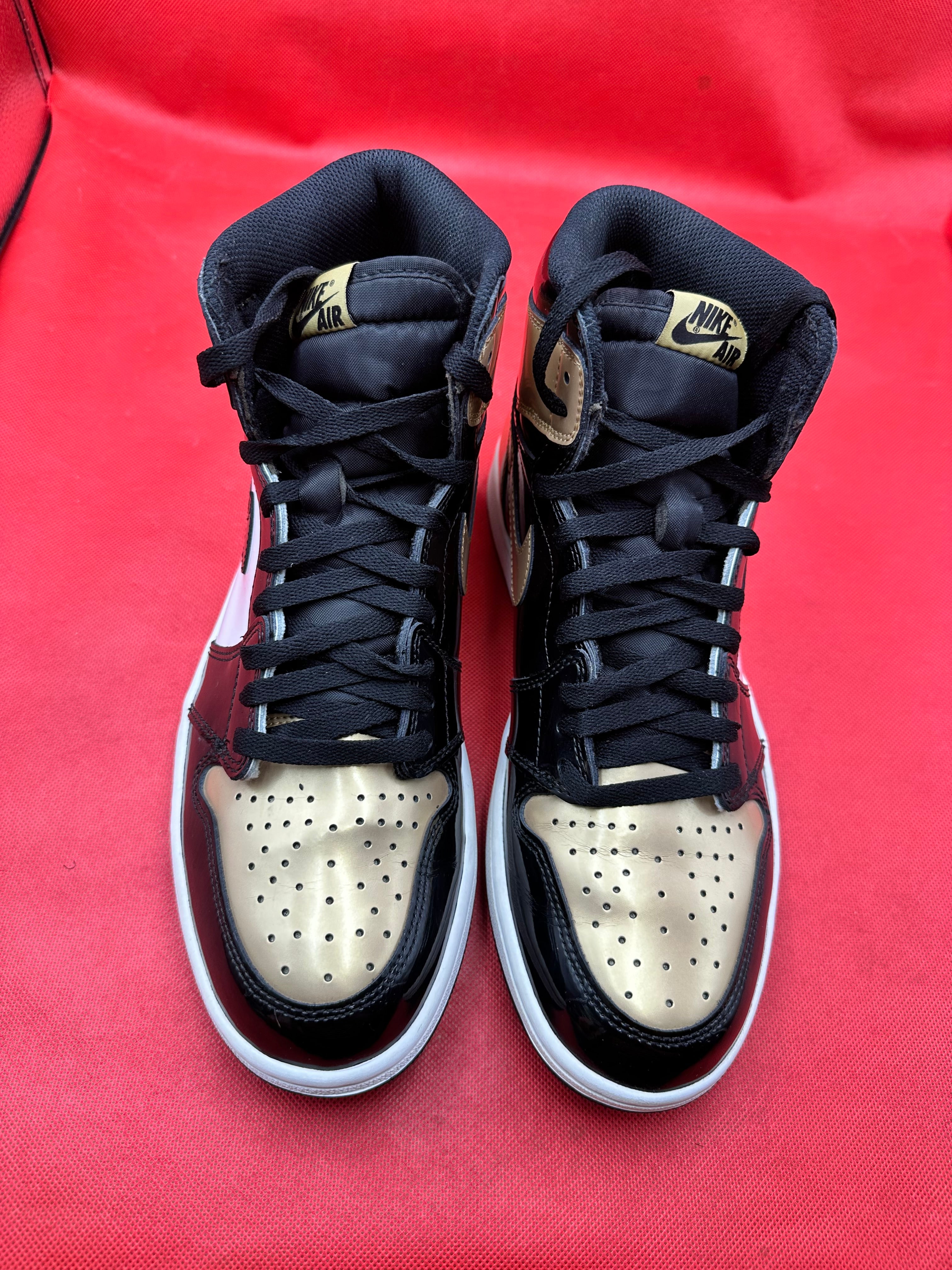 NRG Gold Toes 1s size 10.5