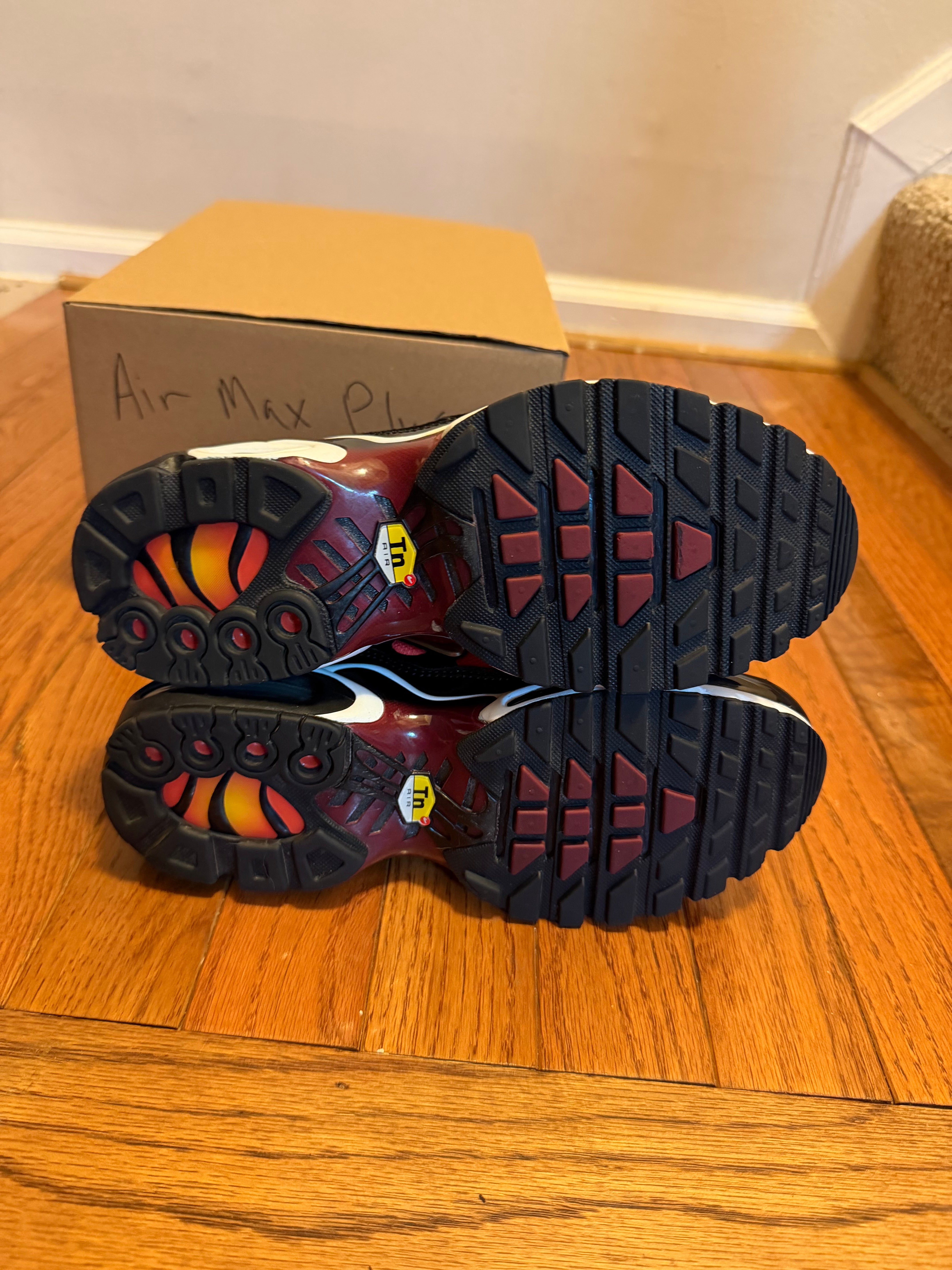 Sisterhood Nike Aid max Plus Size 5