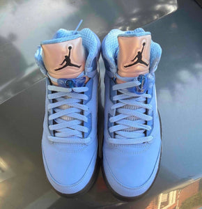 UNC 5s Size 9
