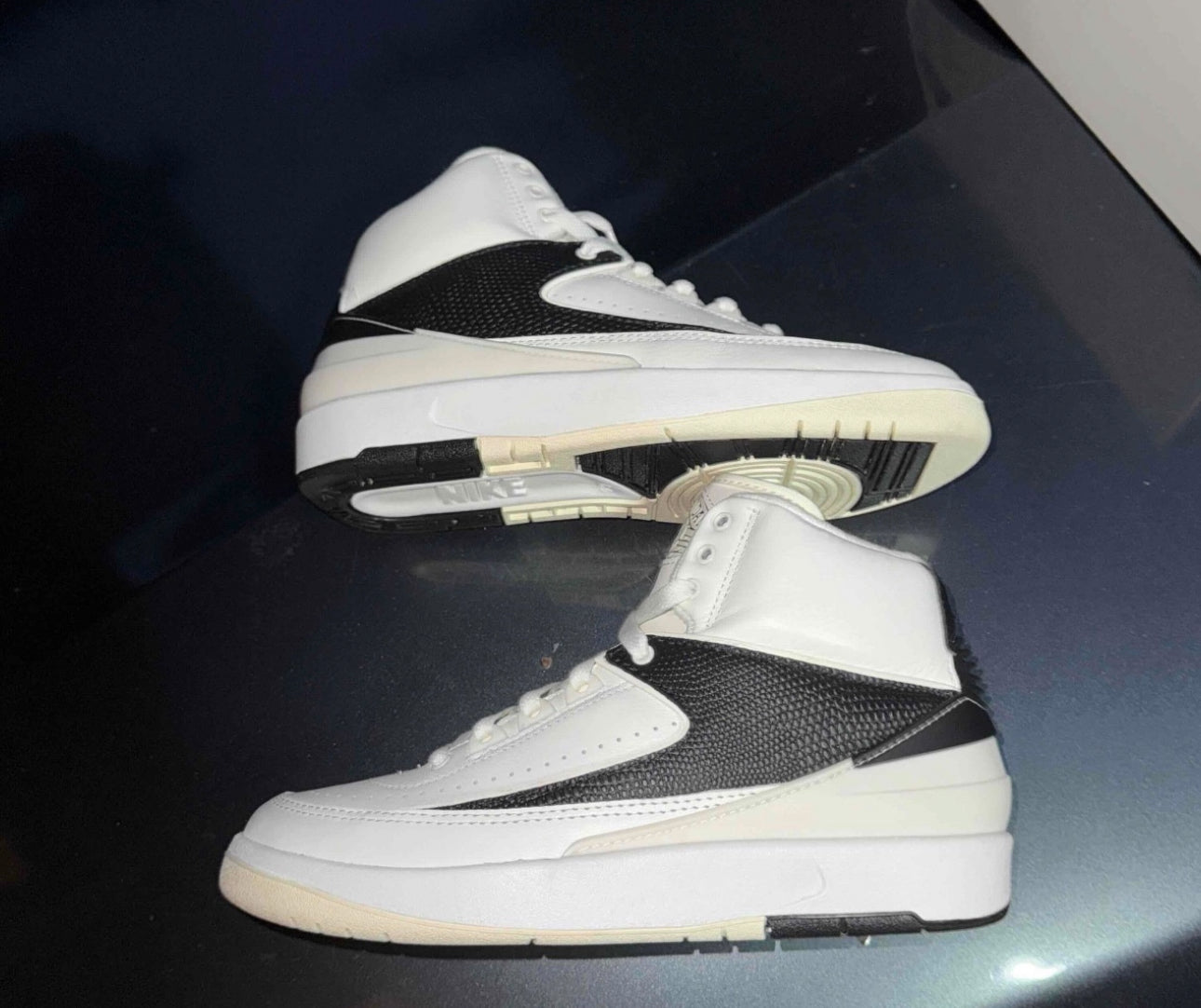 Sail Black 2s Size 6.5