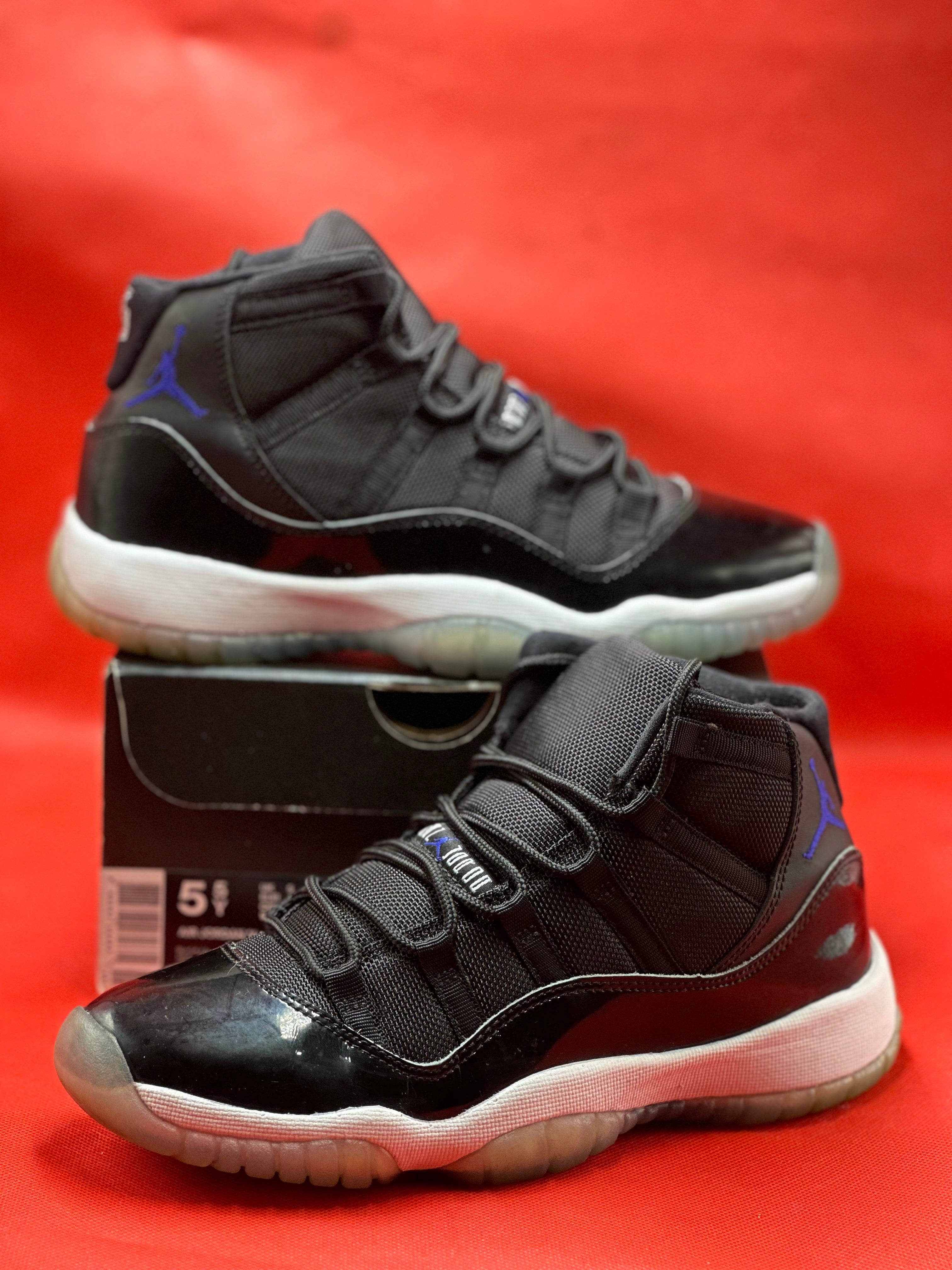 Space Jam 11s Size 5.5