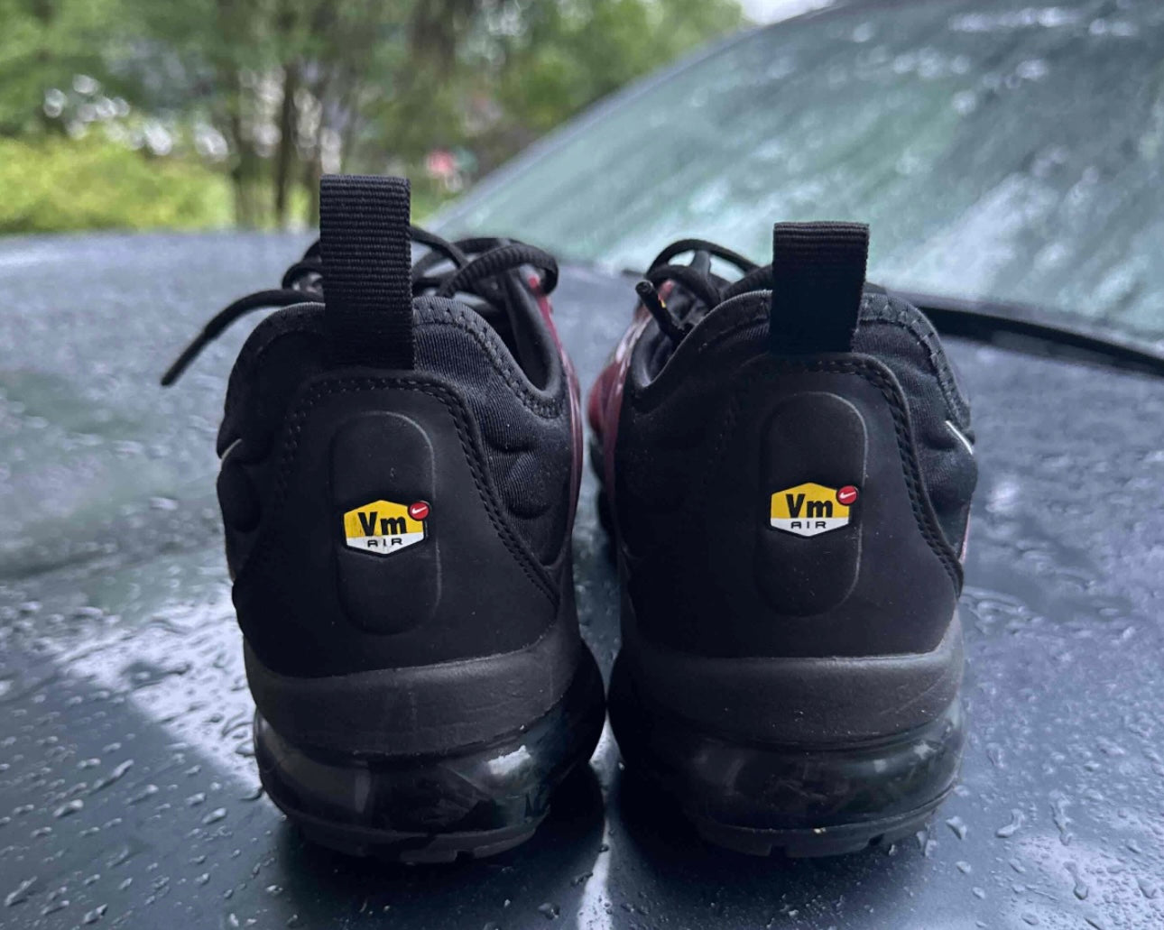Air Vapormax Plus Black Noble Red Size 7