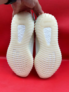 Cream Adidas Yeezy Boost 350 V2 size 8