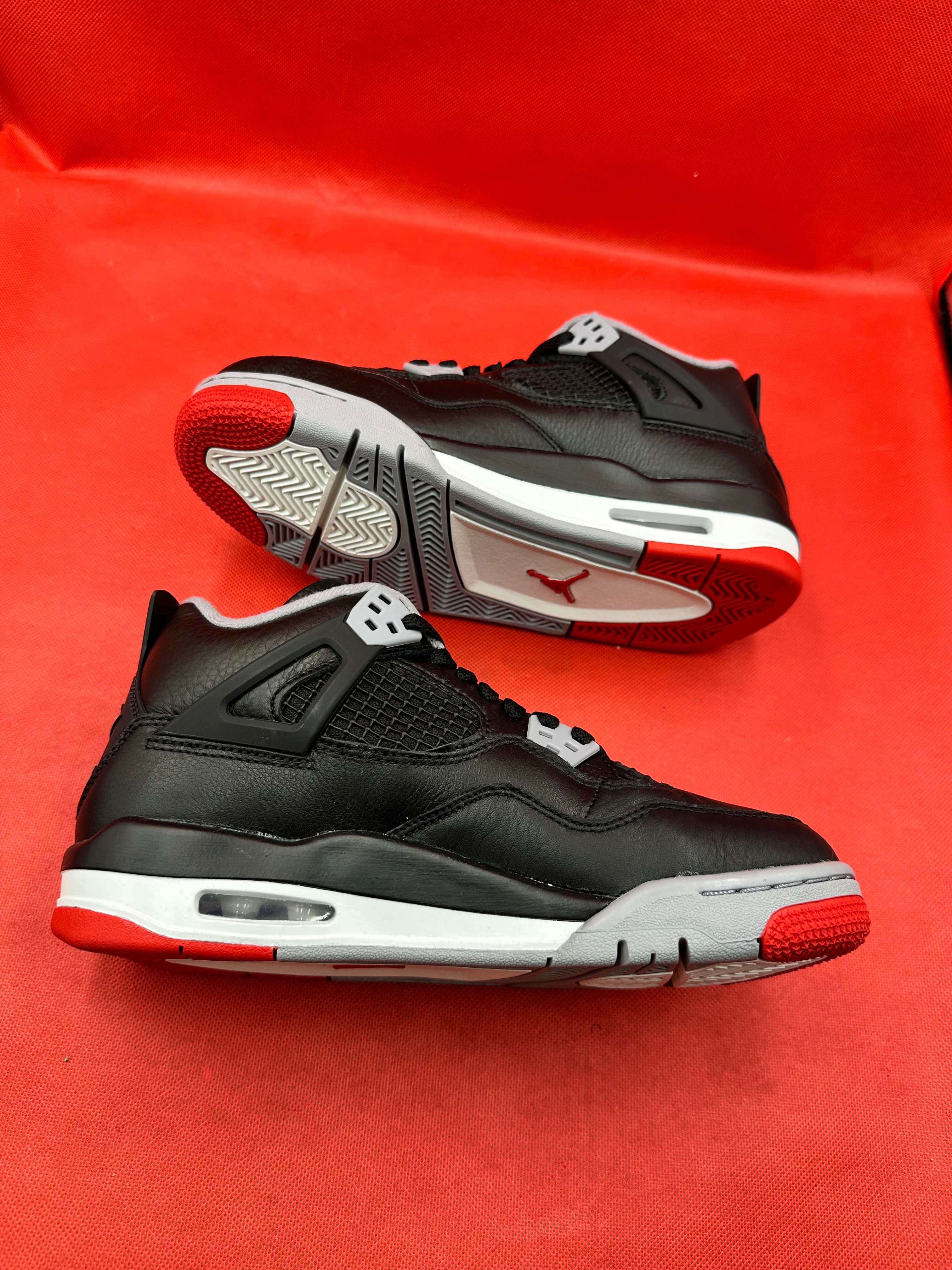 Brand New Reimagined Bred 4s Size 5.5