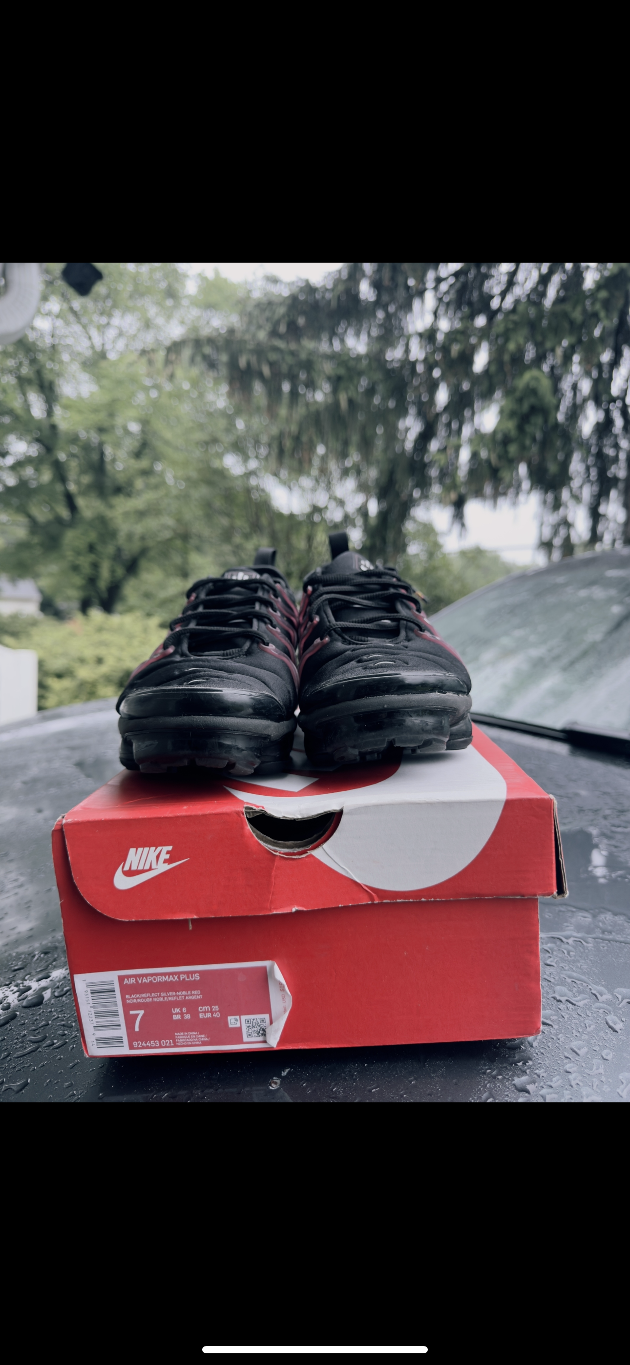 Air Vapormax Plus Black Noble Red Size 7